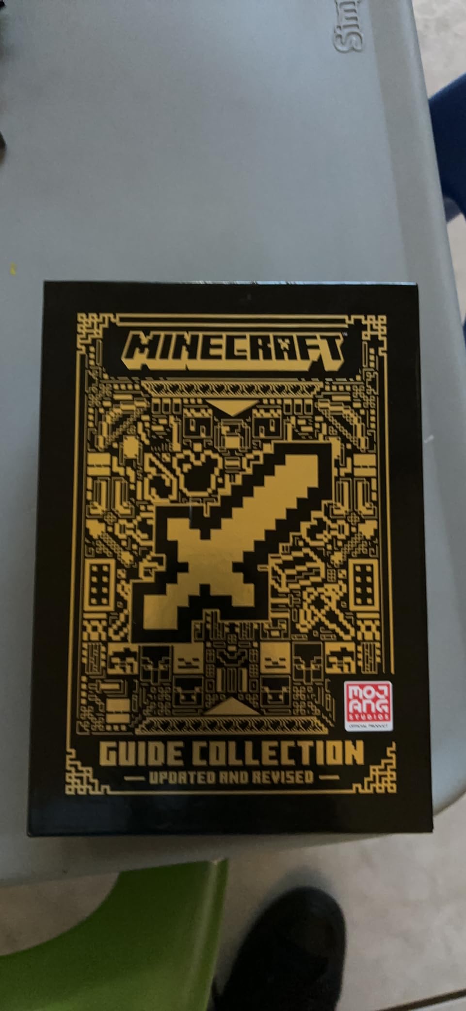 Minecraft: Guide Collection 4-Book Boxed Set (Updated): Survival (Updated), Creative (Updated), Redstone (Updated), Combat customer photo 2