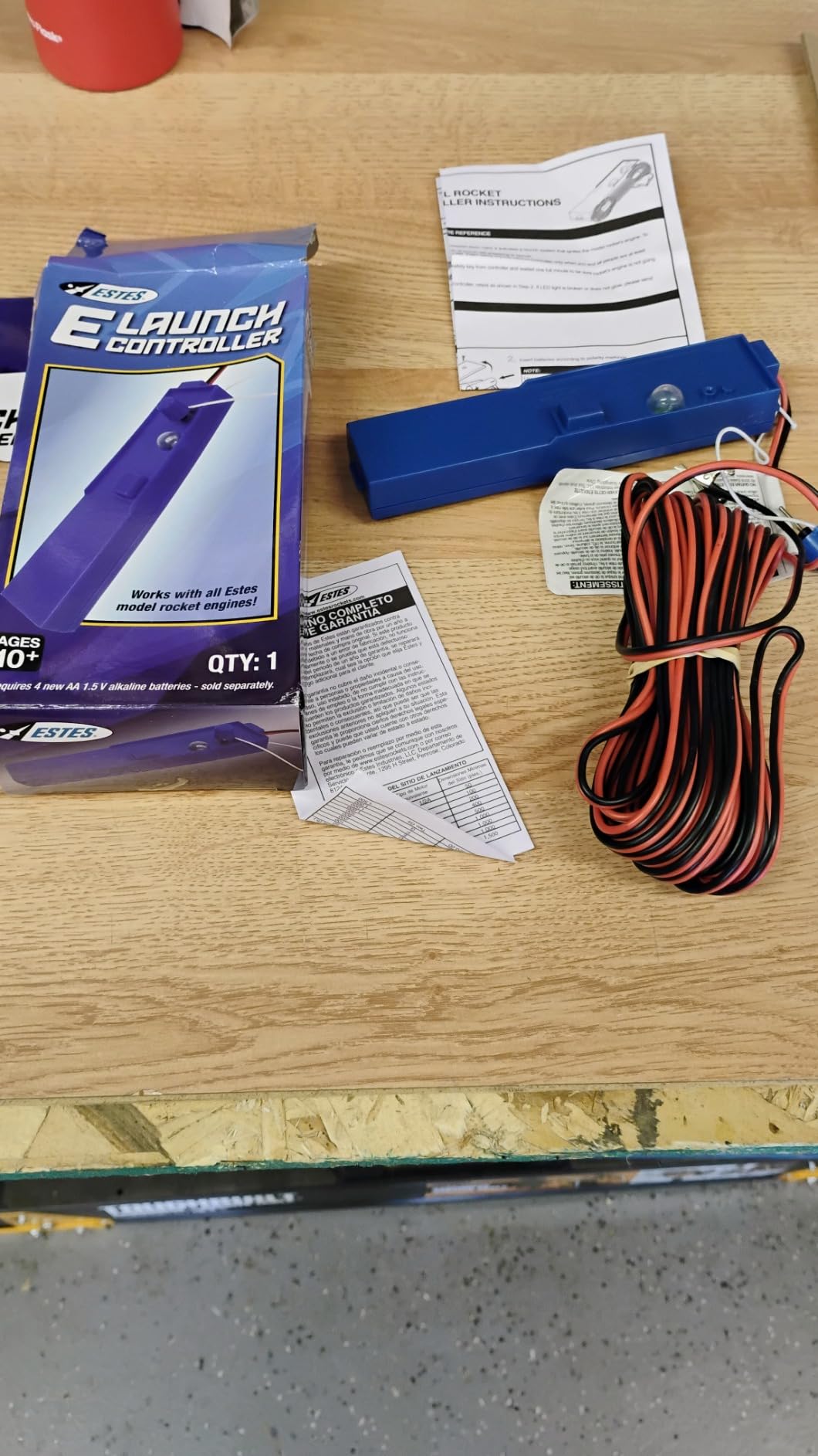 Estes 2230 E Launch Controller, Flying-Rocket-Model Launch Controller, Rocket Model Kit Accessories for Ages 10+ customer photo 2
