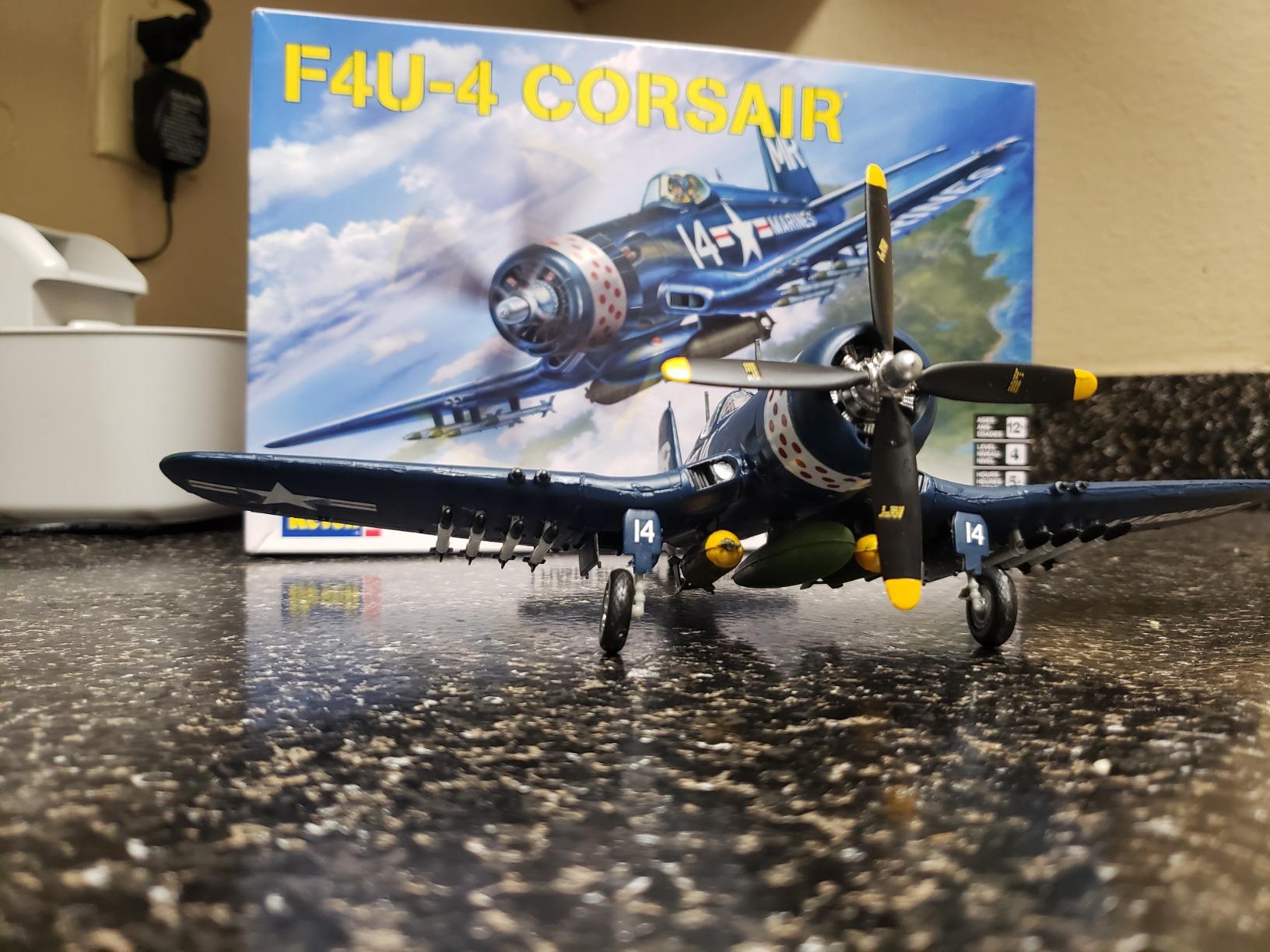 Revell Corsair F4U-4 1: 48 Scale, Green customer photo 2