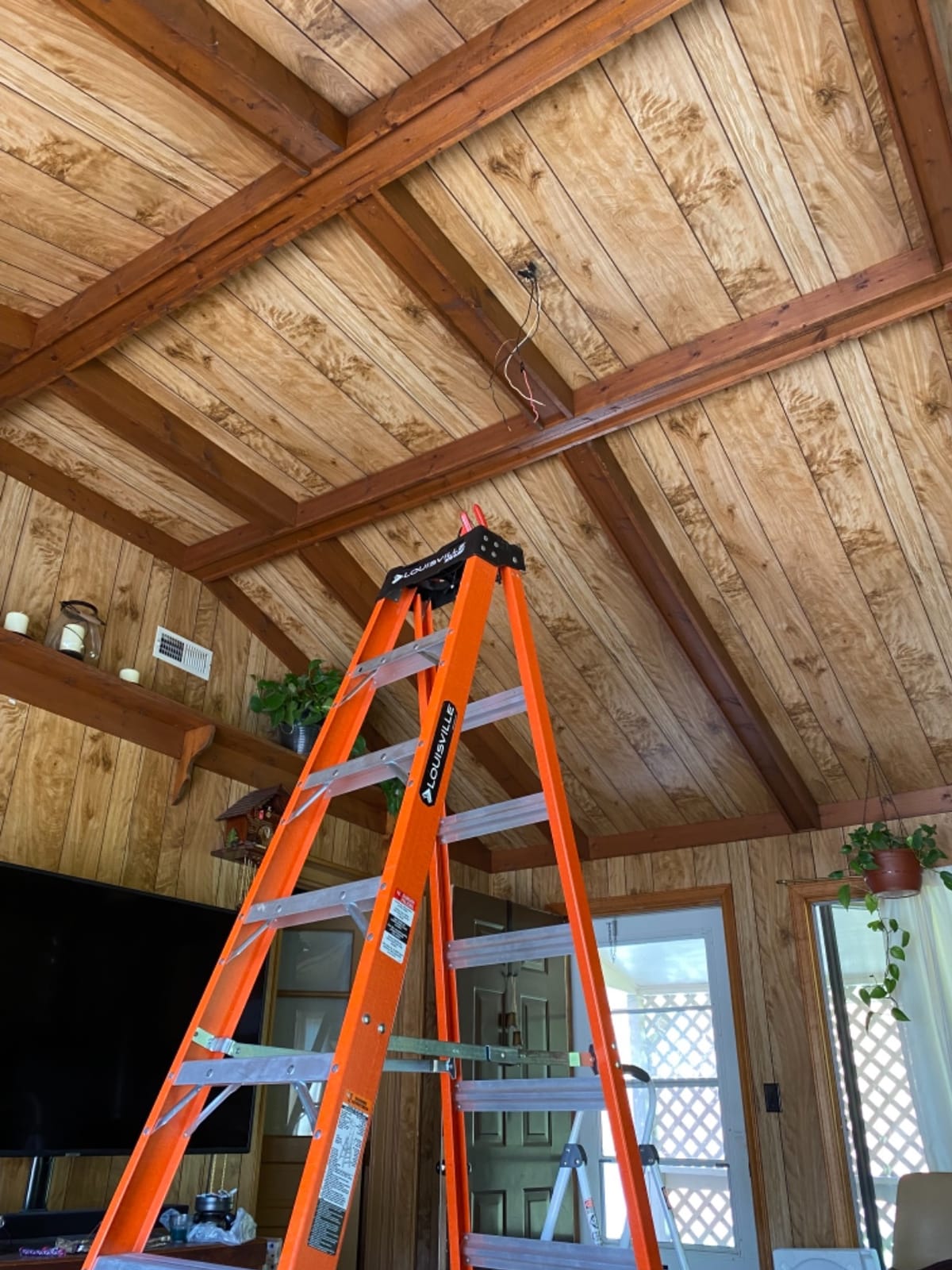 Louisville Ladder 6-Foot Fiberglass Step Ladder, 375-Pound Load Capacity, Type IAA, FS1406HD customer photo 2