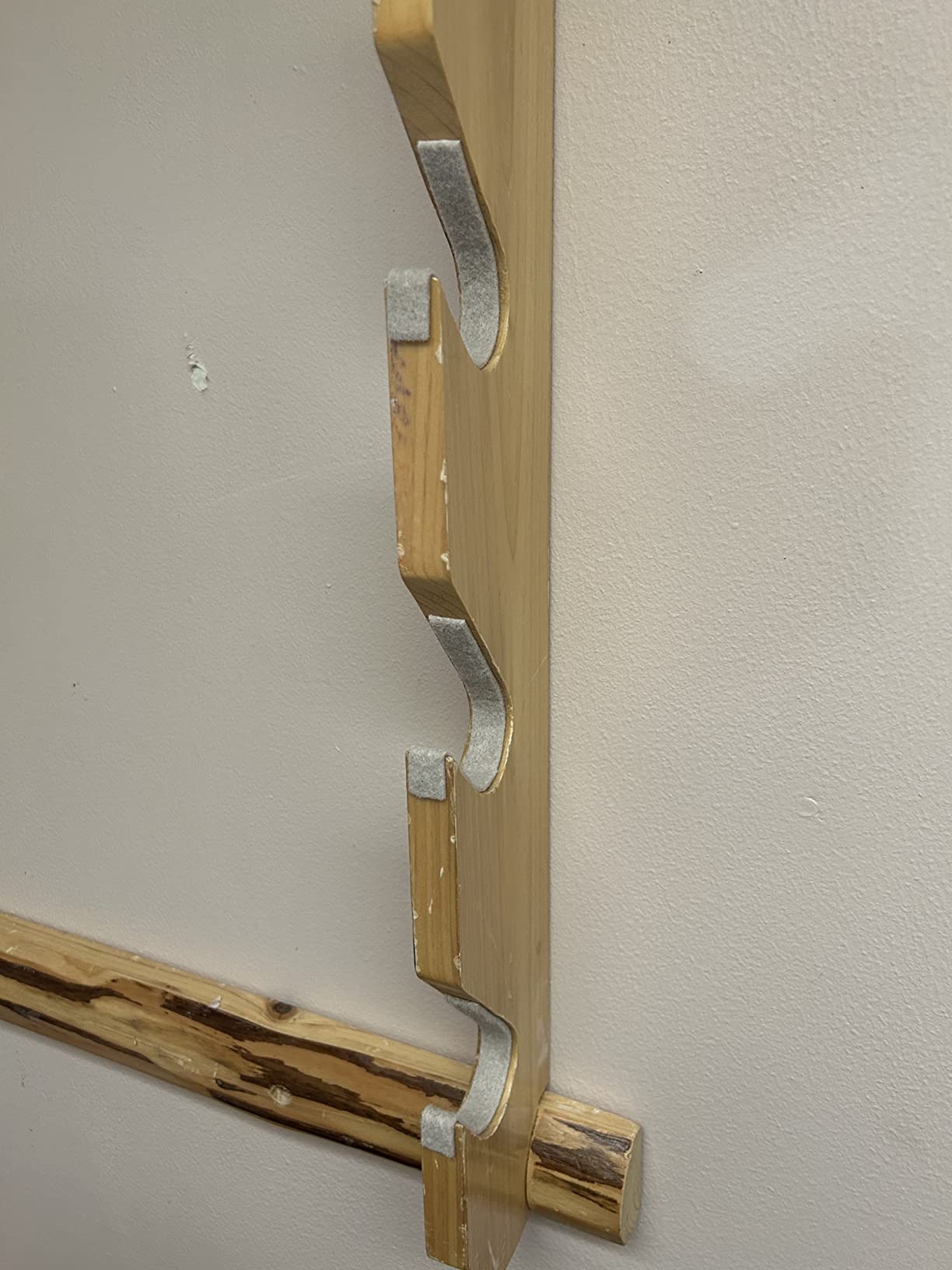 Rush Creek Creations Indoor 5 Rifle/Shotgun Wall Storage Display Rack - Convenient Easy Assembly customer photo 2