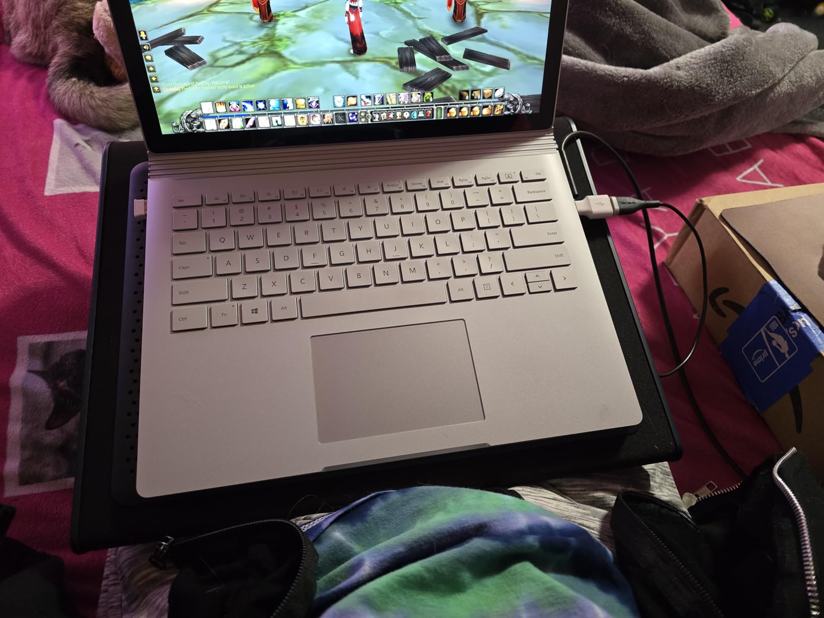 Targus 17 Inch Dual Fan Lap Chill Mat - Soft Neoprene Laptop Cooling Pad customer photo 2