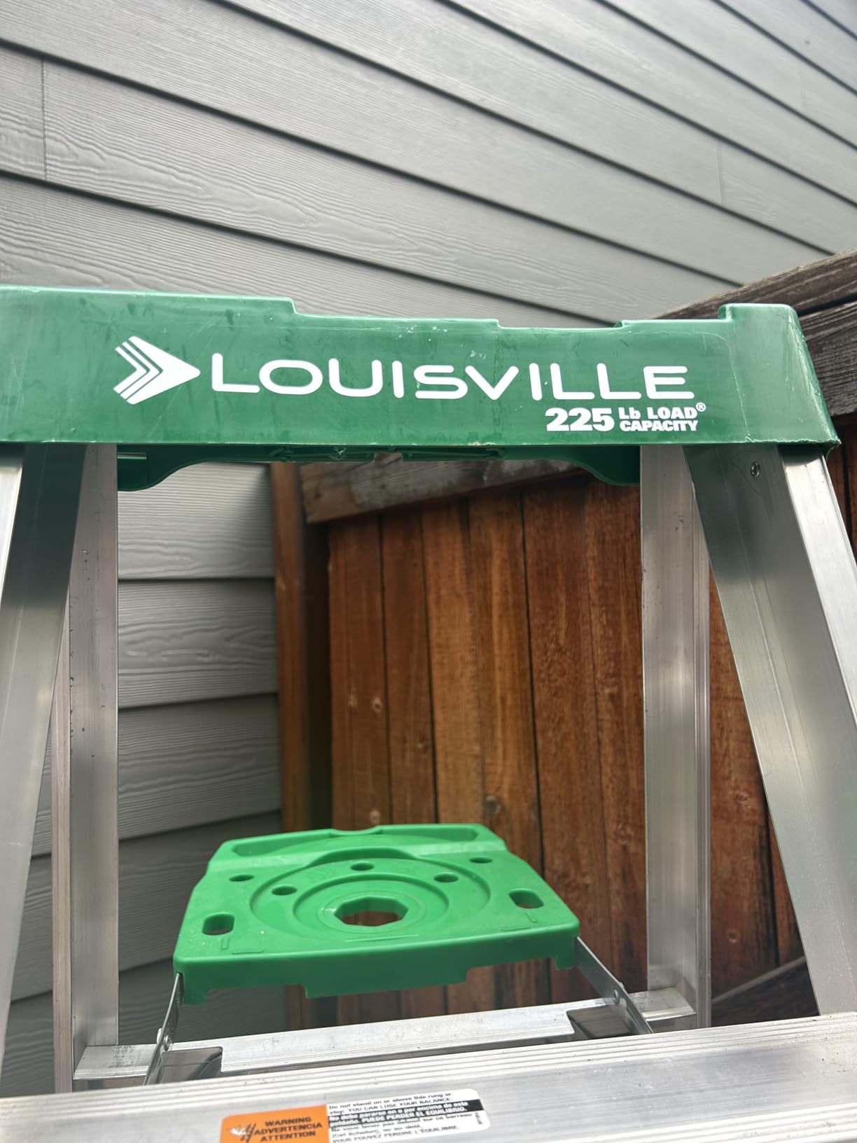 Louisville Ladder 4-foot Aluminium Step Ladder with tool tray, 225-Pound Load Capacity, Type II, AS4004 customer photo 2