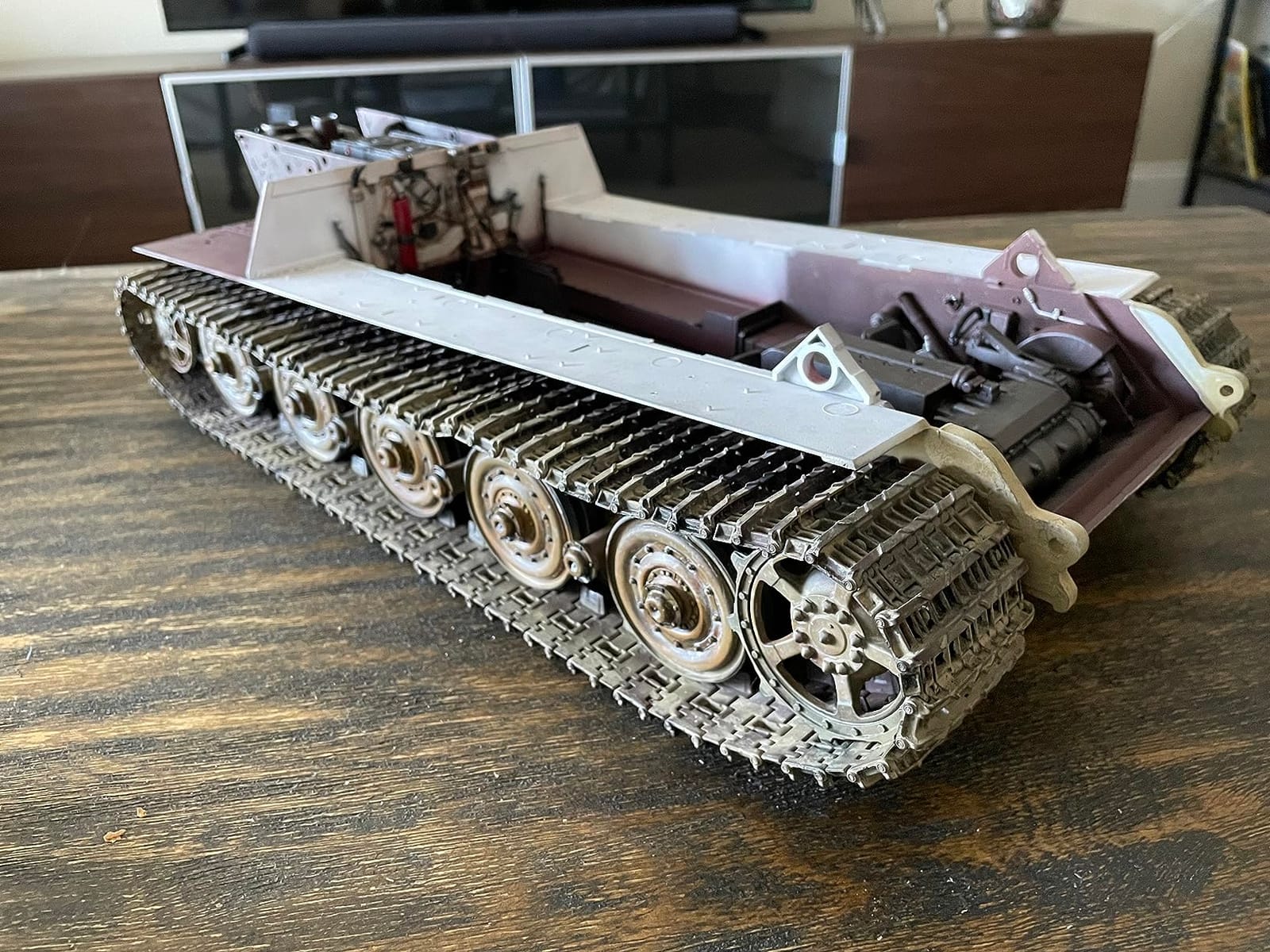Trumpeter 1/16 German King Tiger Tank with Henschel and Porsche Turrets customer photo 2