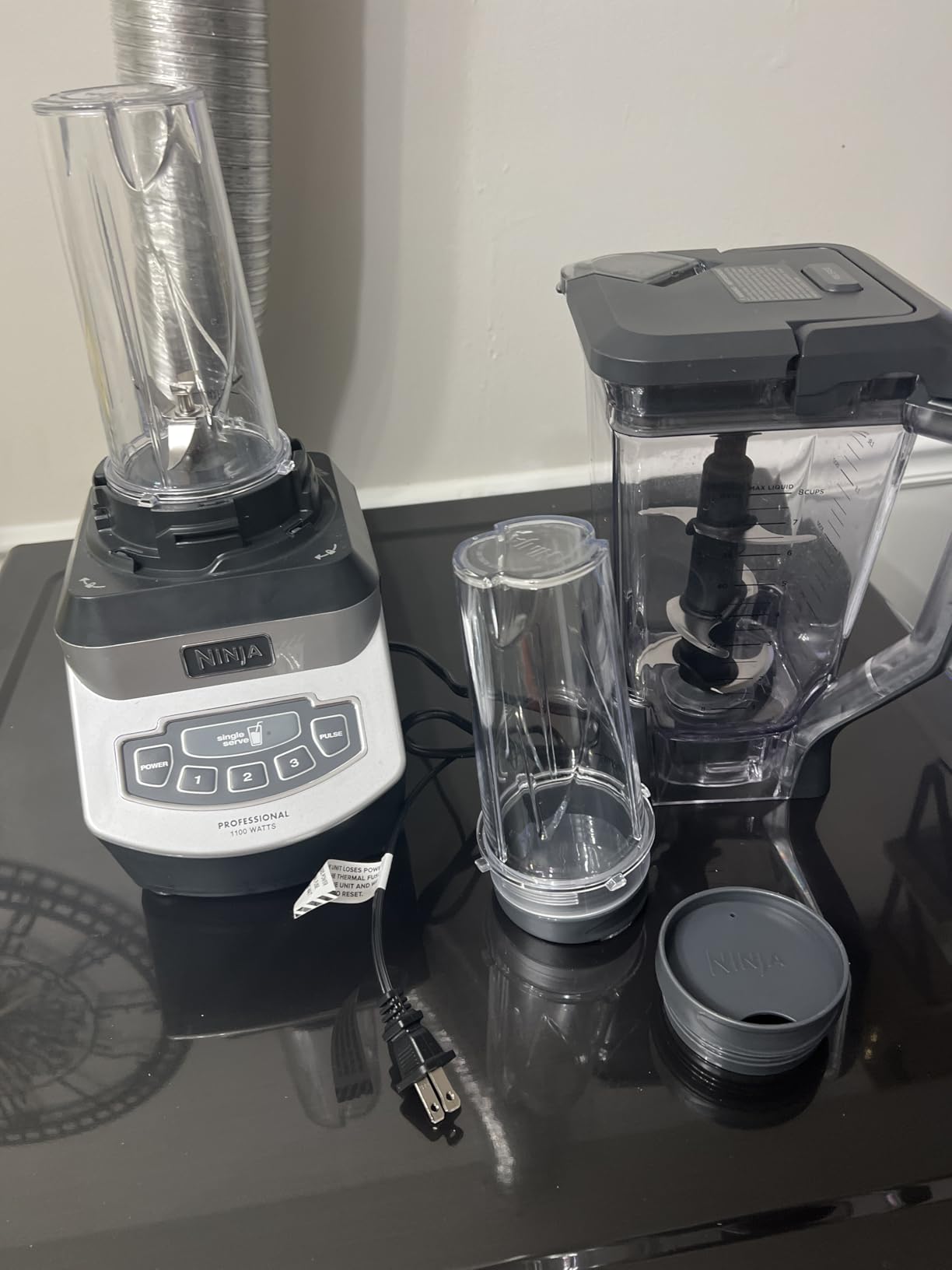 Ninja BL660 Professional Compact Smoothie & Food Processing Blender, 1100-Watts, 3 Functions for Frozen Drinks, Smoothies, Sauces, & More, 72-oz Pitcher, (2) 16-oz To-Go Cups & Spout Lids, Gray customer photo 2