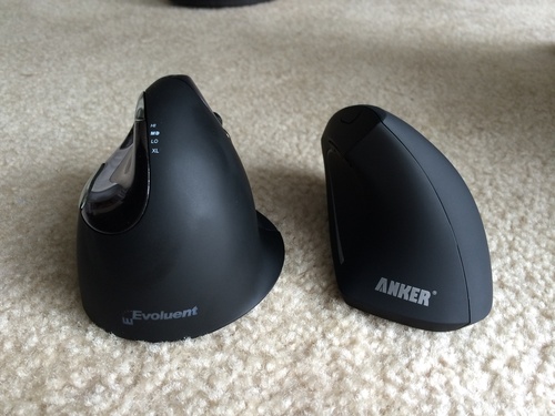 Anker 2.4G Wireless Ergonomic Mouse, Right Hand Vertical Mouse USB Receiver | Multi-Device Connectivity, 800/1200/1600 DPI, Wireless Mouse for Laptop, Desktop, PC, 5 Buttons, Black customer photo 2