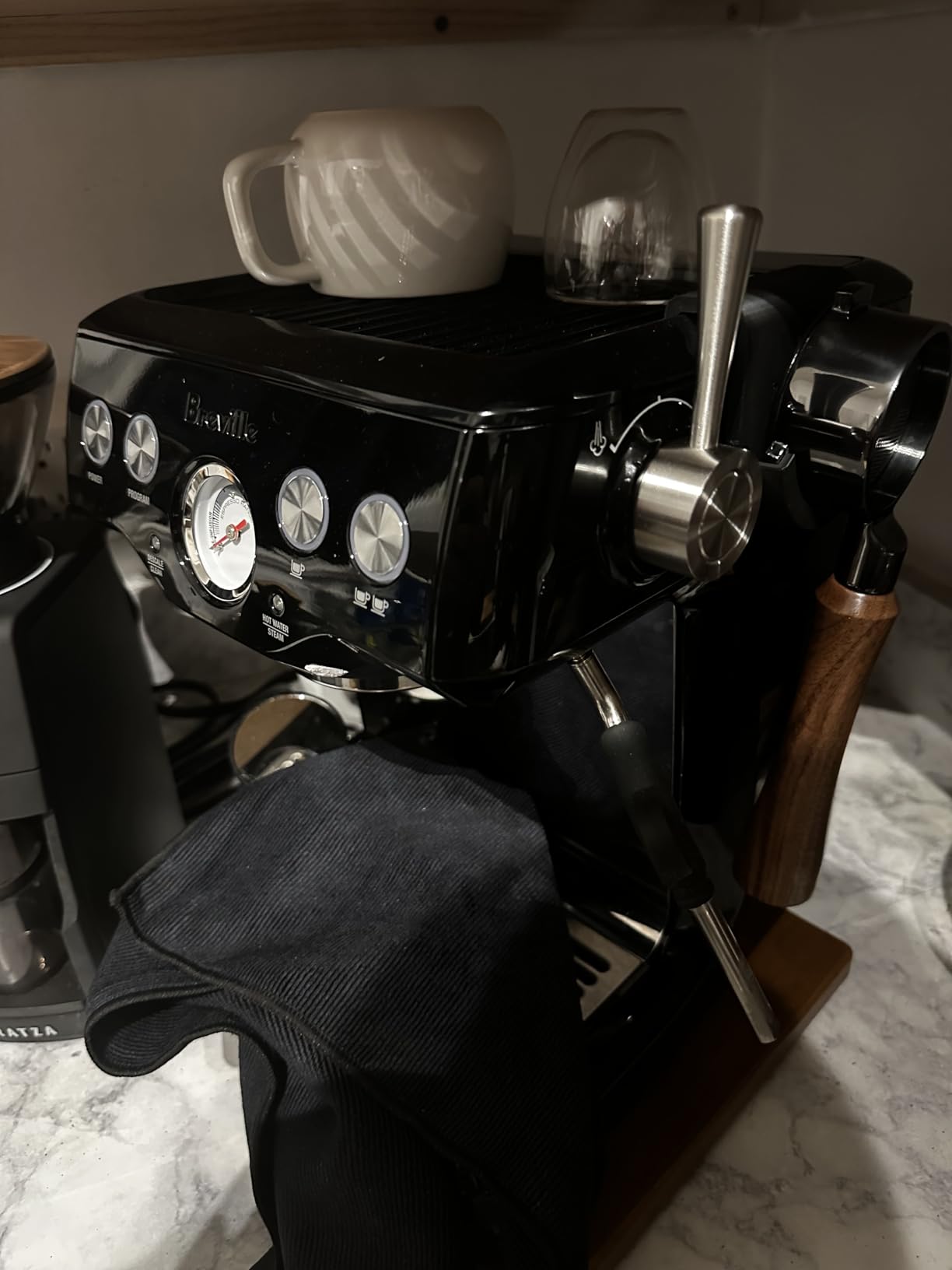 Breville BES840BSXL Infuser Espresso Machine, Black Sesame with Steam Wand customer photo 1