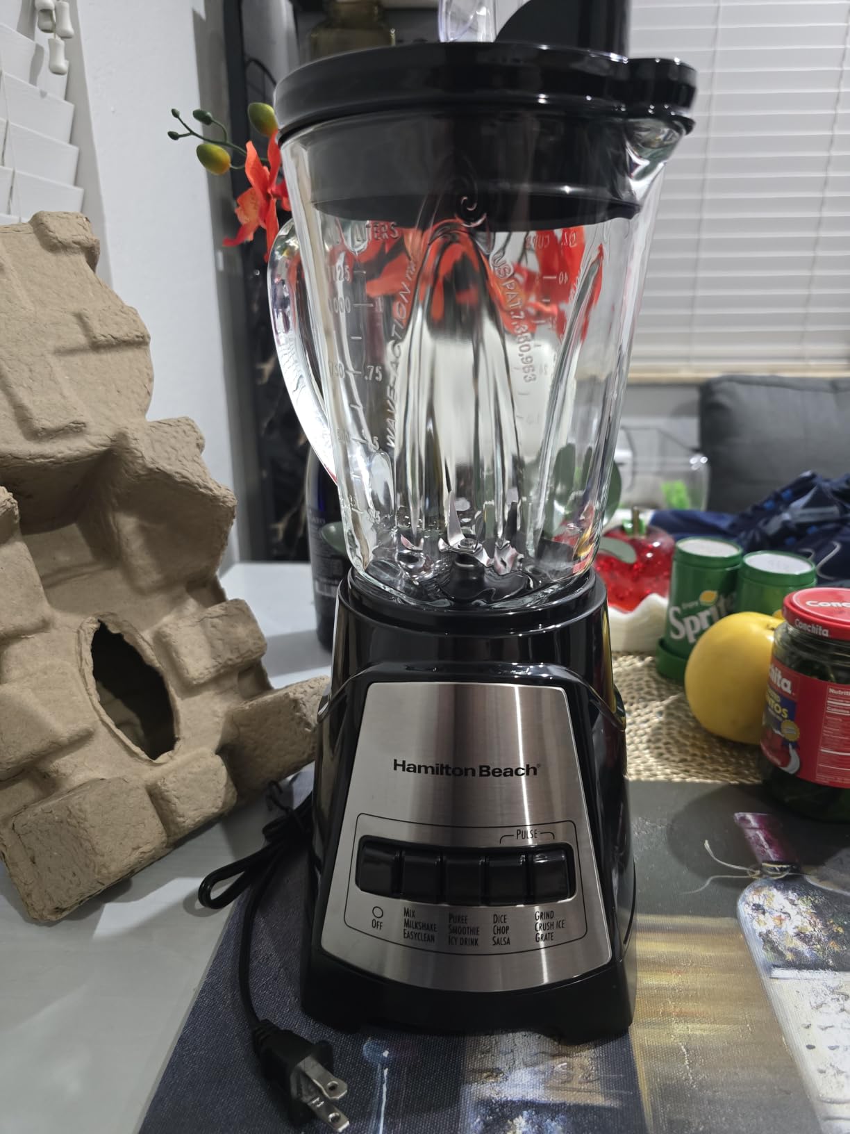 Hamilton Beach Power Elite Blender For Smoothies With Wave Action System, 40 oz Glass Jar, 12 Functions Including Puree, Crush Ice, 700 Watts, Black, 58148AG customer photo 2
