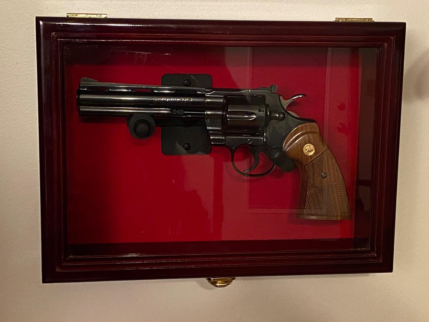 Single Pistol Display Case Wall Mount Solid Hardwood Cabinet Gun Holder customer photo 1