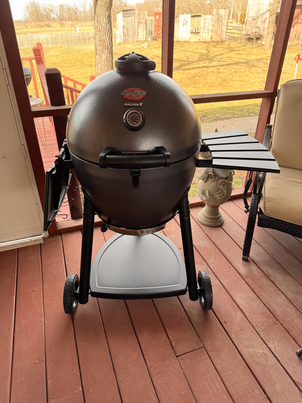 Char-Griller® AKORN® Kamado Charcoal Grill and Smoker with Cast Iron Grates, Warming Rack and Locking Lid with 445 Cooking Square Inches in Graphite, Model E16620 customer photo 2