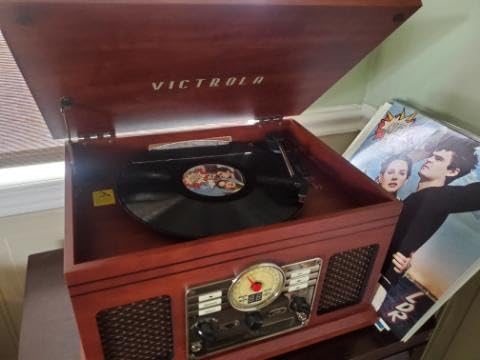 Victrola Quincy - 6-in-1 Bluetooth Record Player - Mahogany | Plays vinyl, CD, cassette and FM radio through built-in stereo speakers, Bluetooth and aux streaming, headphone jack customer photo 1