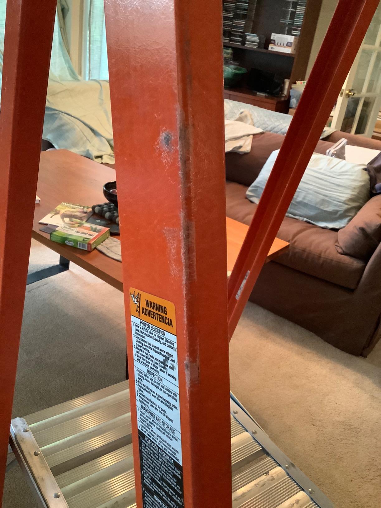 Louisville Ladder 4-Foot Fiberglass Platform Step Ladder, 375-Pound Load Capacity, Type IAA, FXP1804HD customer photo 2