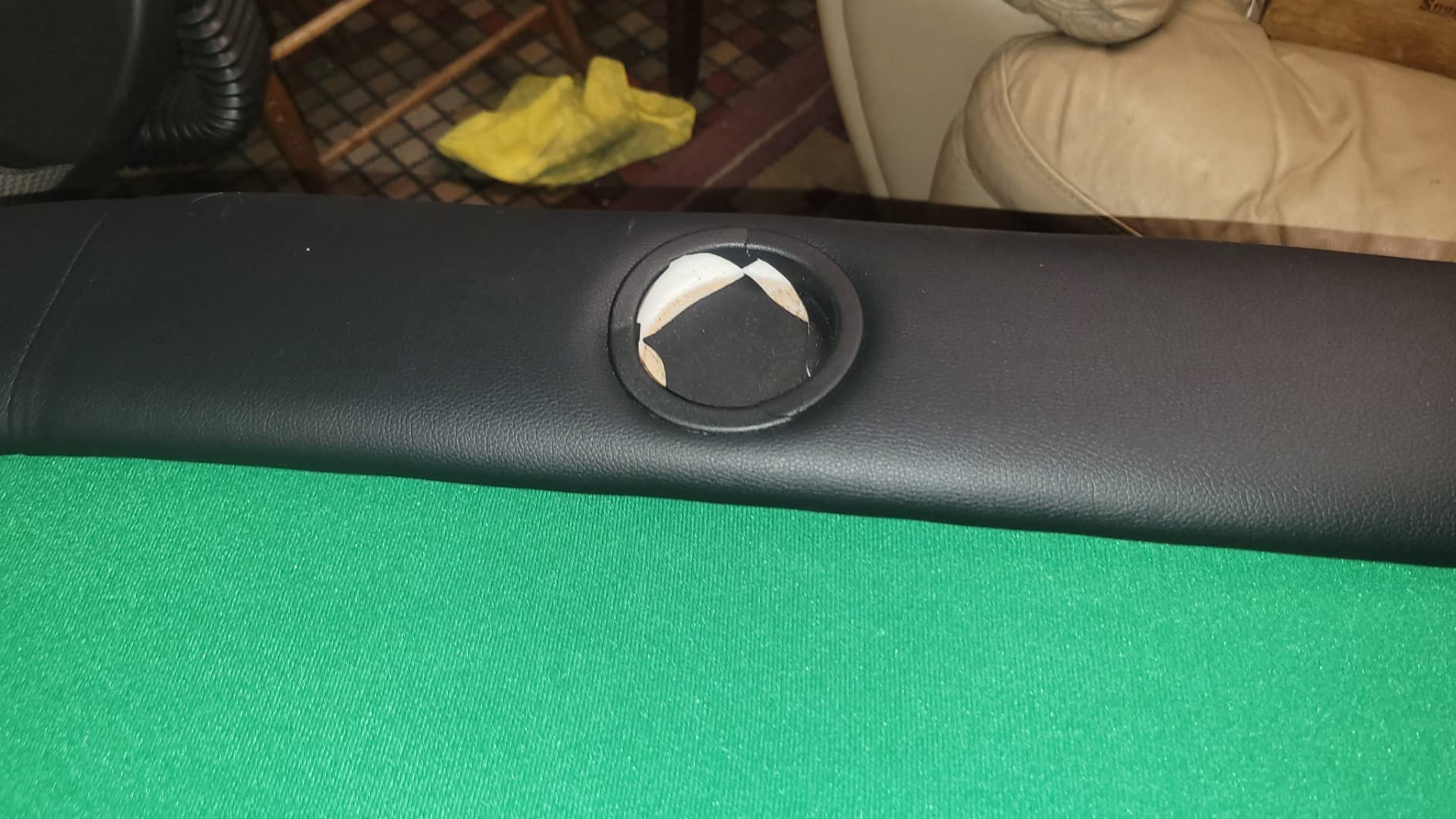 GIANTEX 8 Player Poker Table Foldable, Folding Card Board Game Table w/8 Cup Holders & Comfy Armrests, Casino Grade Felt, Portable Oval Texas Holdem Blackjack Poker Tables, No Assemble Required customer photo 2