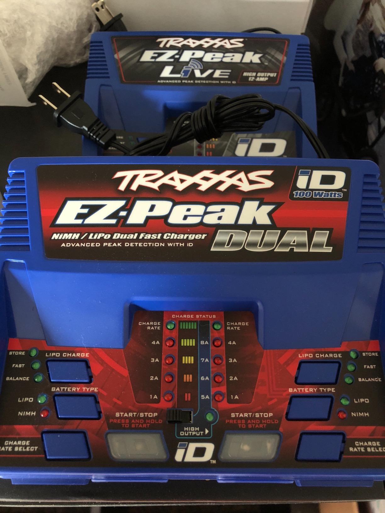Traxxas 2972 EZ-Peak Plus 100 Watt NiMH/LiPo Dual Charger with iD System customer photo 1