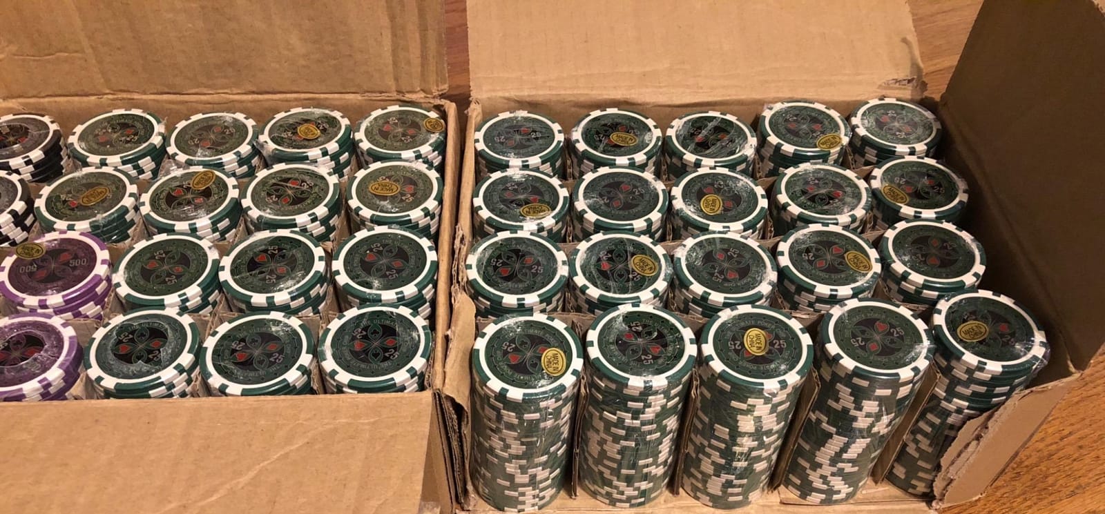 MRC 1000pcs Ultimate Laser Poker Chips Set with Acrylic Case Custom Build customer photo 2