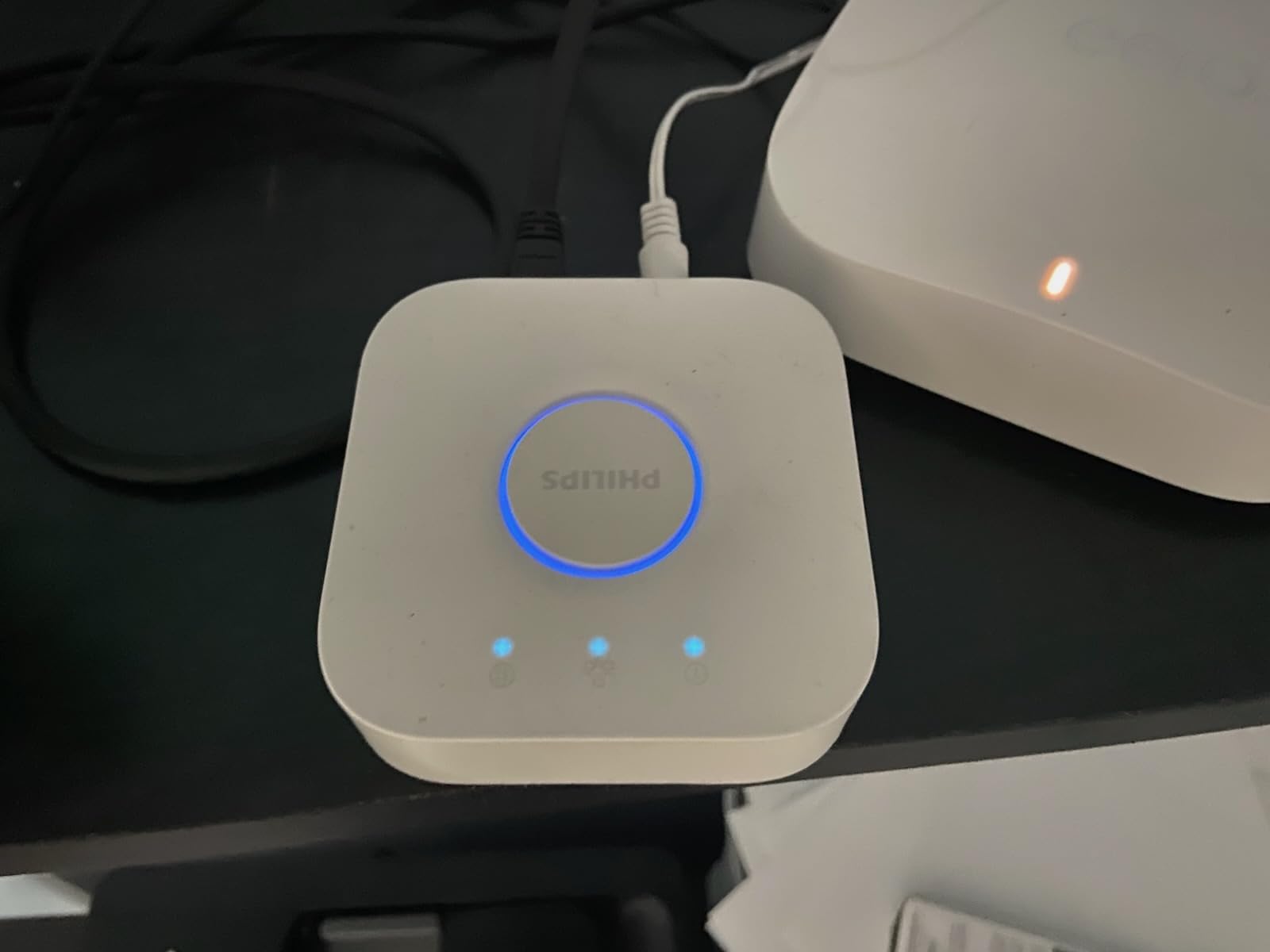Philips Hue Bridge, Unlock the Full Potential of Hue Bridge System, Multi-Room and Out-of-Home Control, Create Automations and Zones, Smart Lighting Hub, Works with Voice and Matter-Compatible customer photo 1