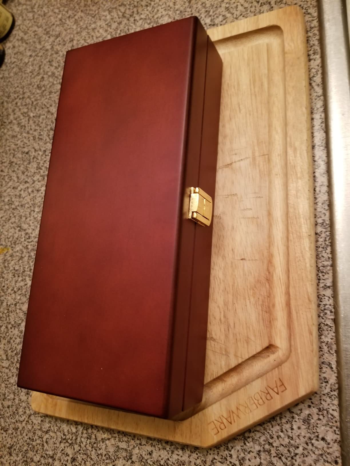 DA VINCI Mahogany Wood Poker Case with 100 Chip Capacity (Chips not Included) customer photo 1