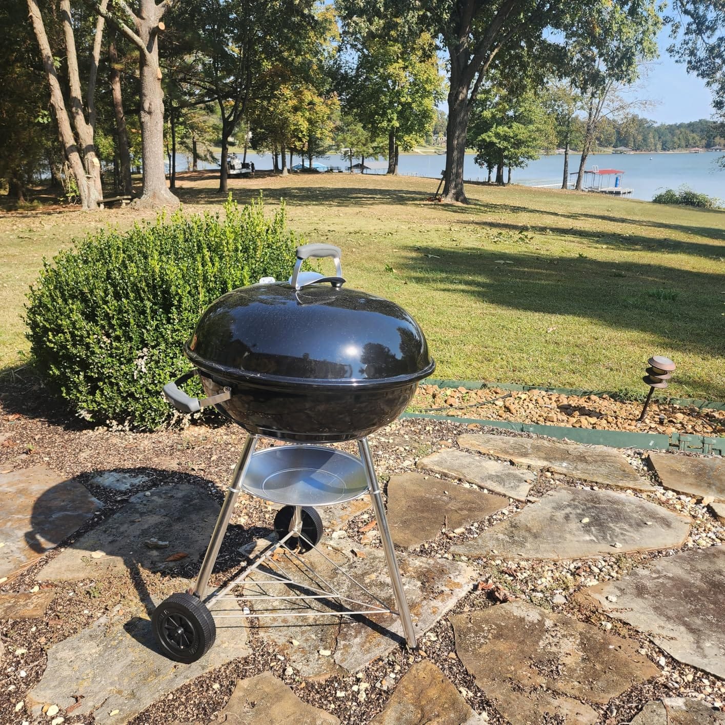 Weber Jumbo Joe Premium Compact Charcoal Grill, 22-Inch, Black customer photo 2