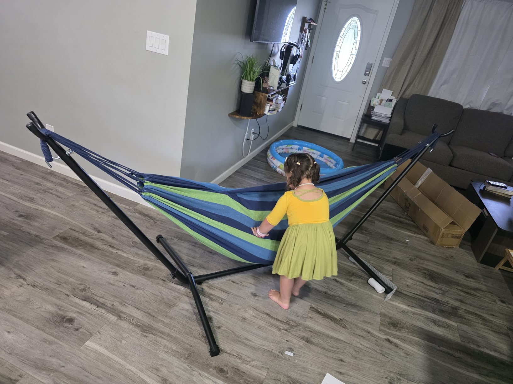 ONCLOUD 550 LBS Capacity Double Hammock with Stand Included with Portable Carrying Bag, Heavy Duty 2-Person Hammock for Outdoors & Indoors - Desert Stripe customer photo 2