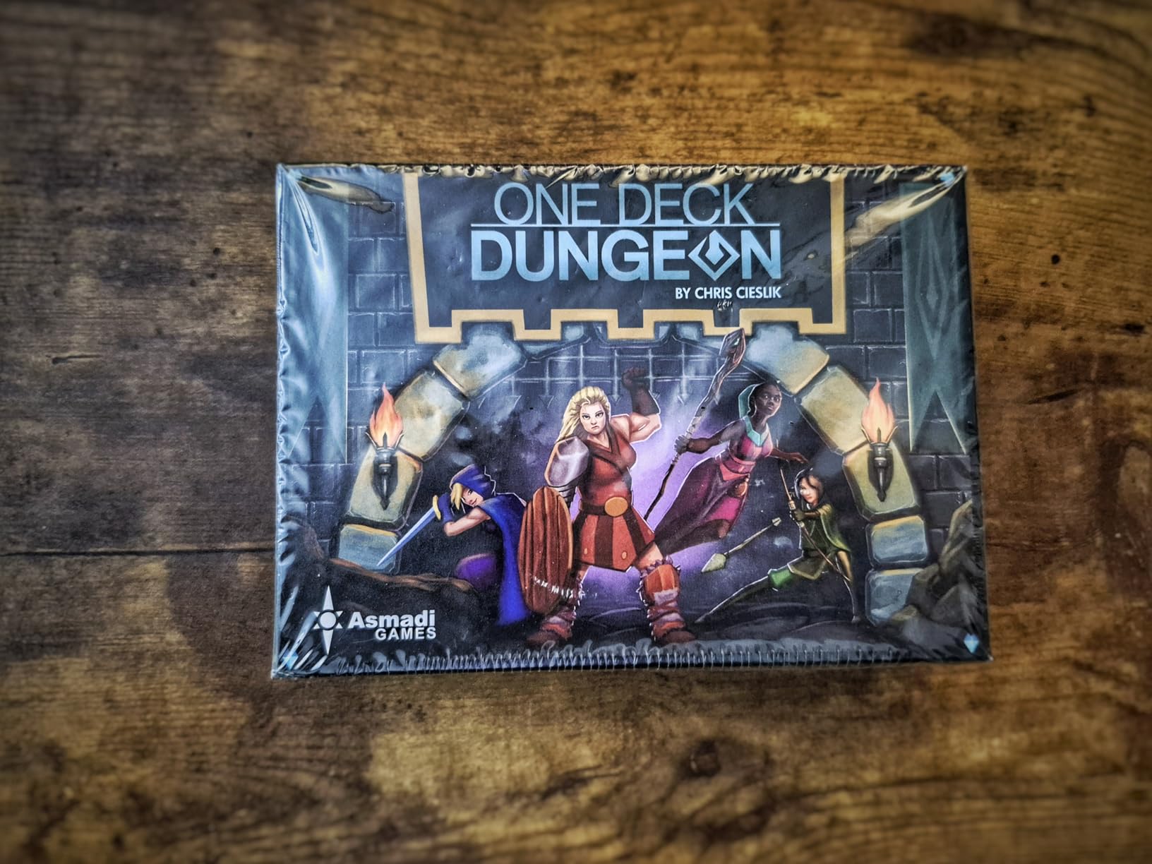 Asmadi Games One Deck Dungeon, Quick 30-45 minute play time, featuring intuitive mechanics customer photo 2