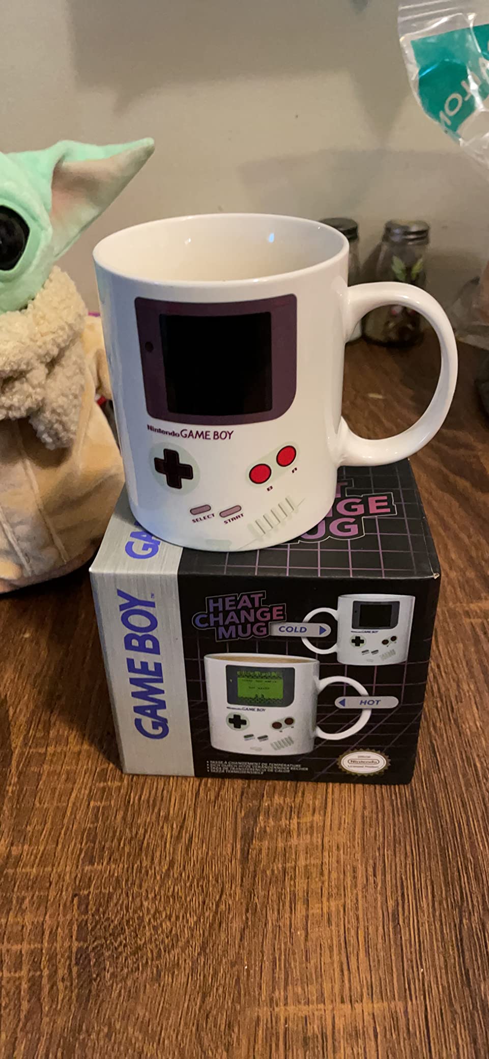 Paladone Gameboy Heat Changing Coffee Mug - Gift for Gamers, Nerds, Nintendo Mario Fans, Men, and Retro 90s Game Enthusiasts - 10 Ounces customer photo 1