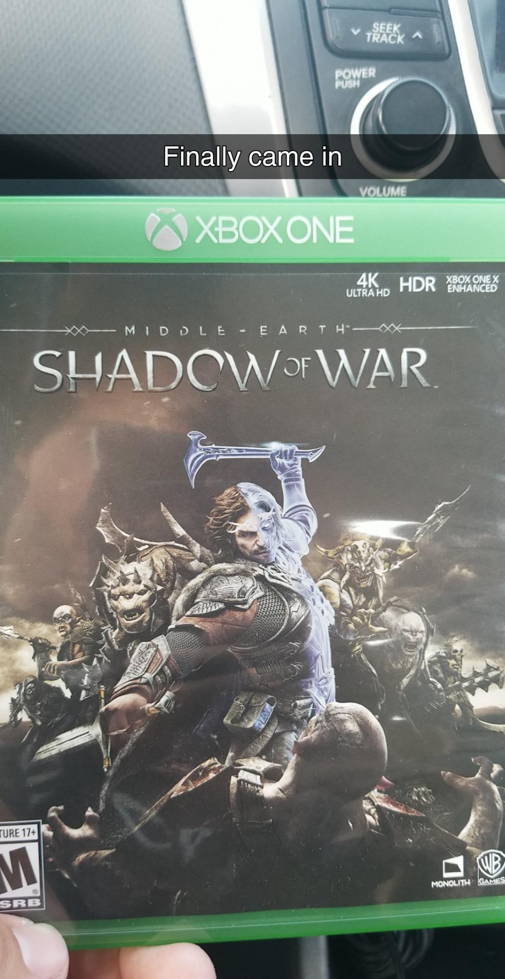 Middle-Earth: Shadow Of War - Xbox One customer photo 2