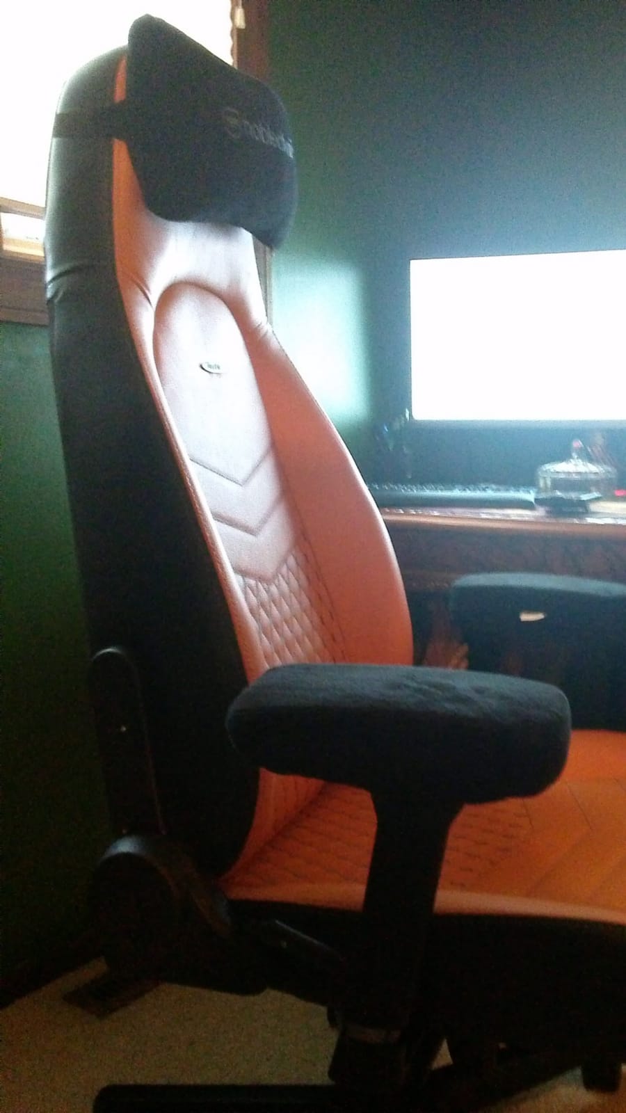 noblechairs ICON Gaming Chair and Office Chair with Lumbar Support, Real Leather, Cognac/Black | Ergonomic PC Gaming Chair, Integrated Lumbar, 4D Armrests customer photo 2