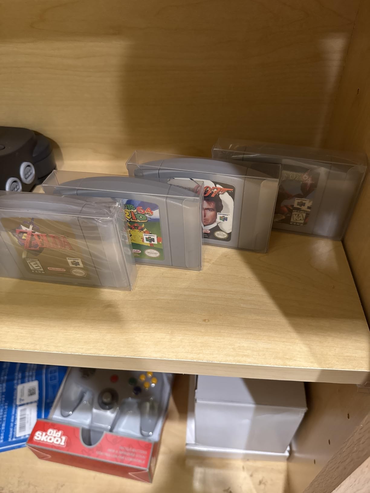 Mcbazel LOT 10 Clear Case Sleeve Protector for Nintendo N64 Games Cartridge (Set of 10) customer photo 1