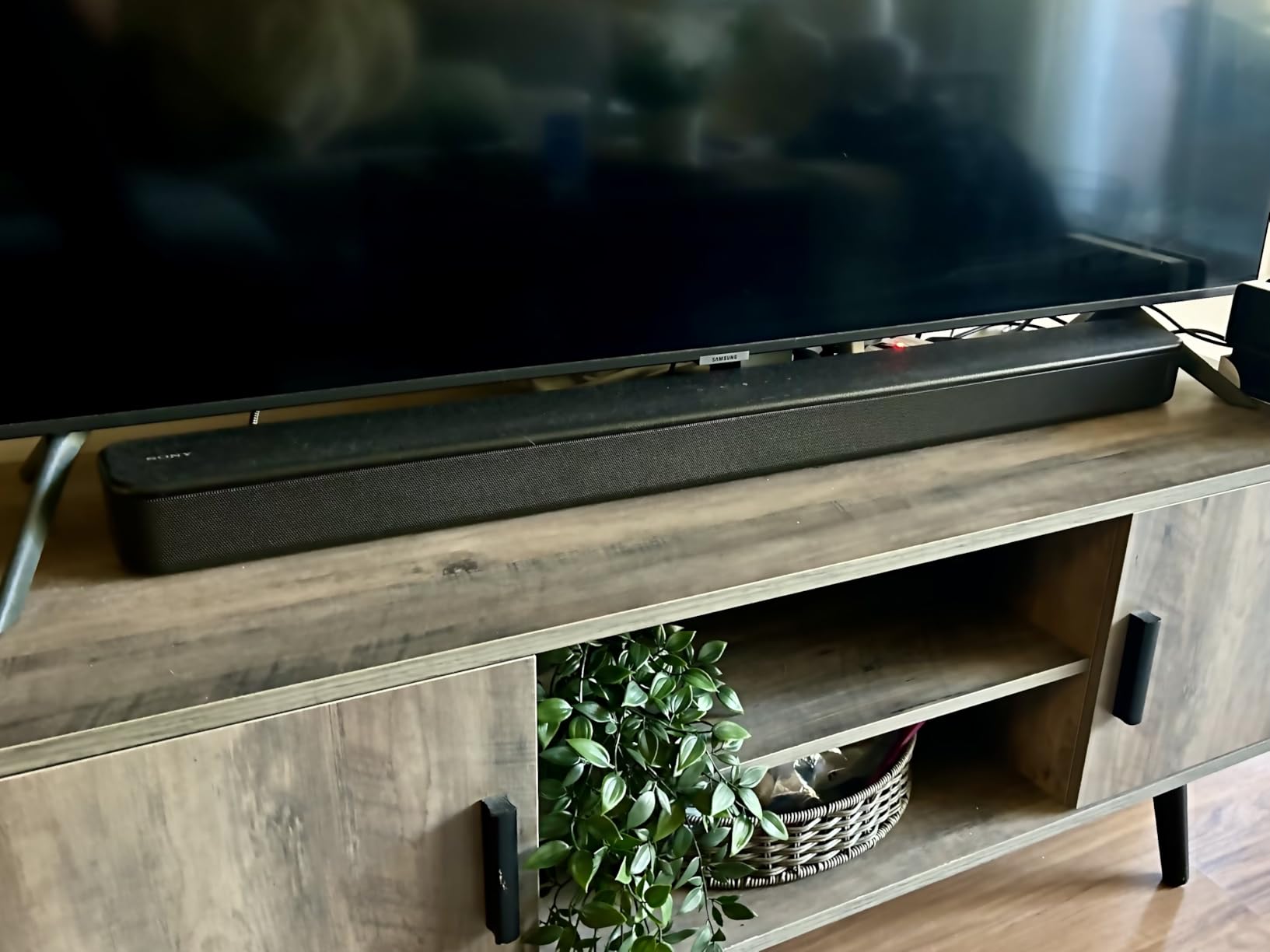 Sony S100F 2.0ch Soundbar with Bass Reflex Speaker, Integrated Tweeter and Bluetooth customer photo 1