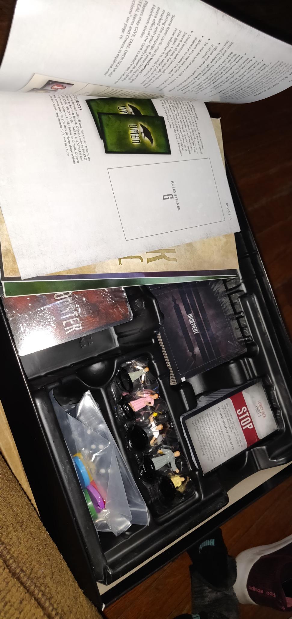 Betrayal Legacy (Board Game, Betrayal at House on The Hill) customer photo 2