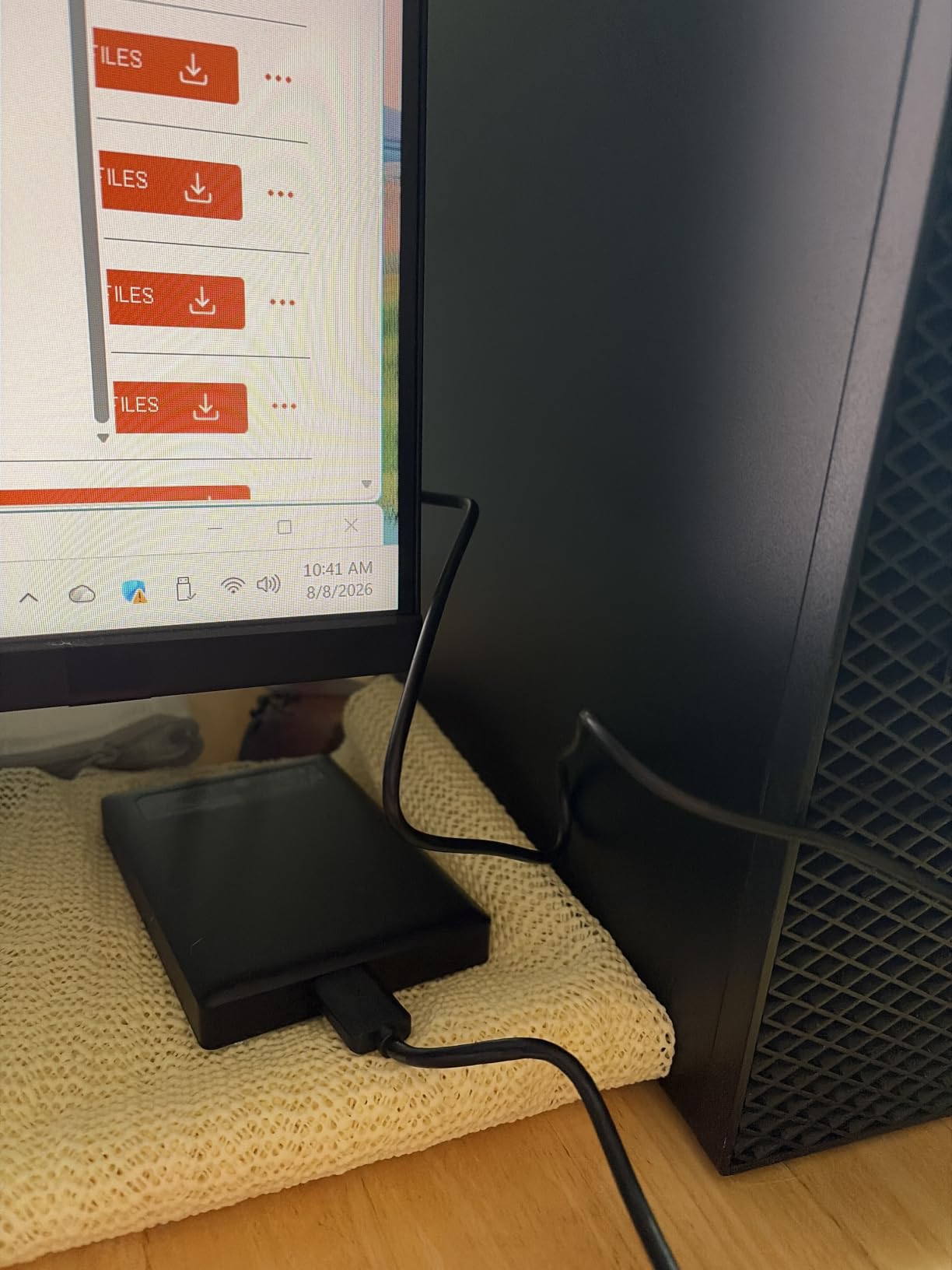 Seagate Portable 2TB External Hard Drive HDD - USB 3.0 for PC, Mac, PlayStation, & Xbox -1-Year Rescue Service (STGX2000400) | Everyday HDD storage. Plug-and-play backup. Windows & macOS. Adobe CC trial included. 1-Year Warranty customer photo 2