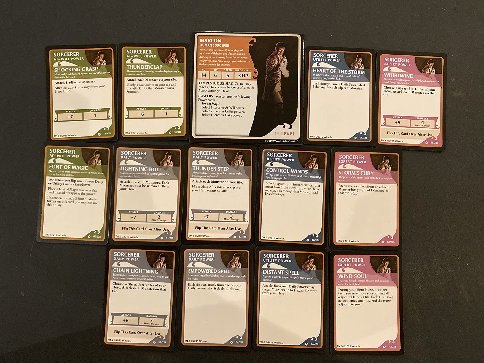 D&D Waterdeep: Dungeon of The Mad Mage Adventure System Board Game customer photo 2