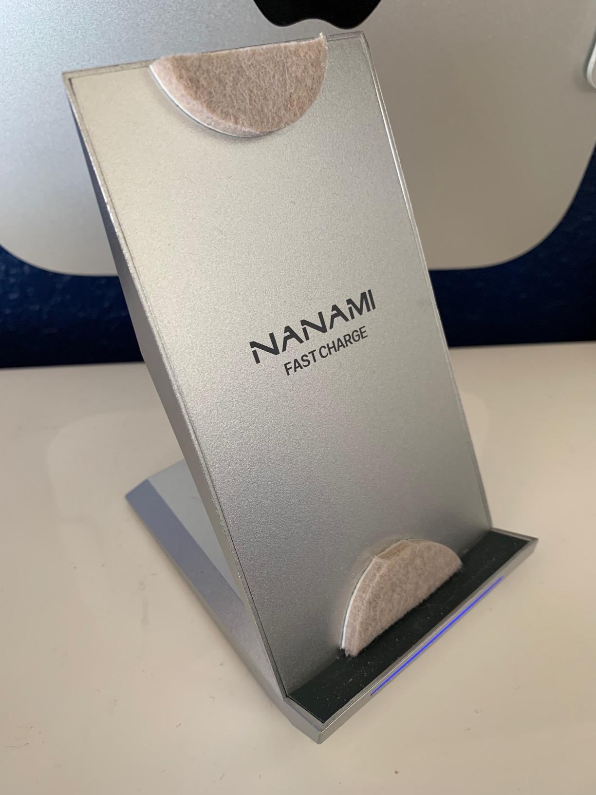 NANAMI Fast Wireless Charger Charging Stand with 20W PD Adapter | NightStand Phone Charger Dock for iPhone 17/17 Pro/17 Pro Max/16/16 Plus/15/14, 10W for Samsung Galaxy S26/S26+/S25/S24 customer photo 1
