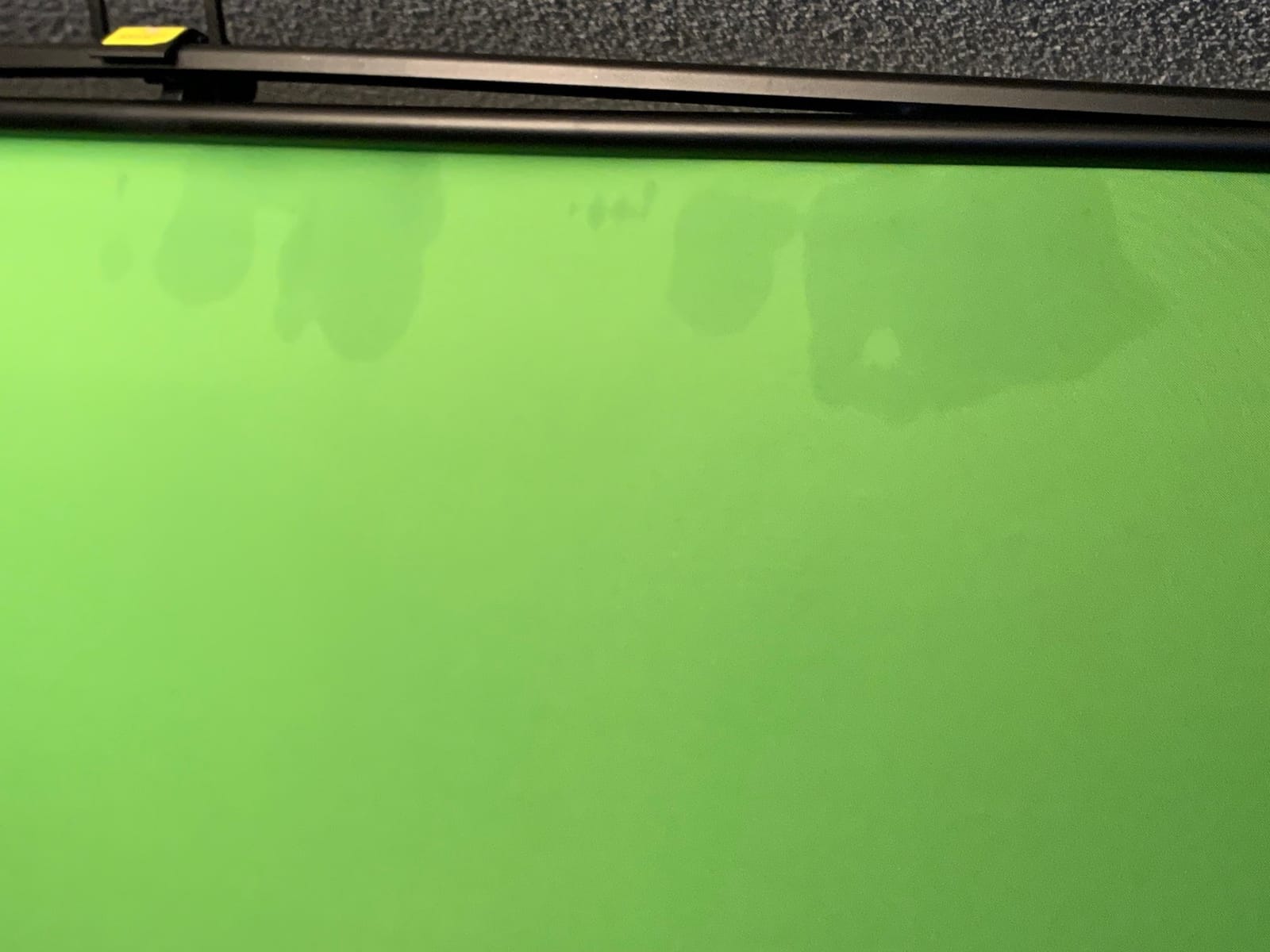 EMART Green Screen, 58x74in Collapsible Chroma Key Panel for Backdrop customer photo 1