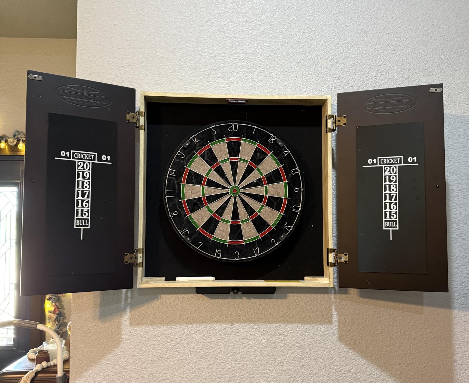 Barrington Bellevue Bristle Dartboard, Cabinet Style, Pre-Assembled customer photo 2