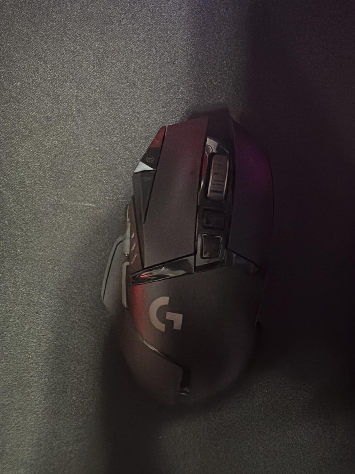 Logitech G502 Lightspeed Wireless Gaming Mouse - Black | RGB, Adjustable Weights, 11 Programmable Buttons, POWERPLAY Compatible, On-Board Memory, for PC/Mac customer photo 2
