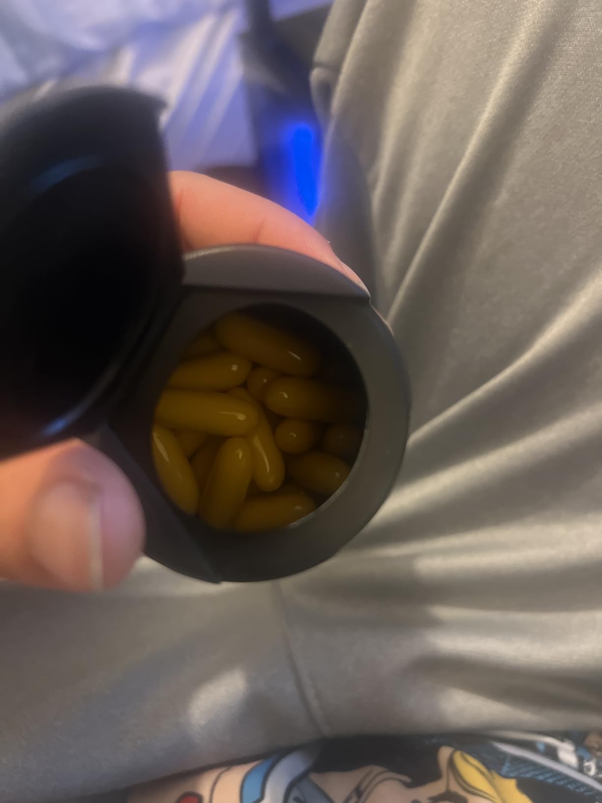 Sports Research L-Theanine + Caffeine Nootropic Supplement - 60 Softgels | Double Strength L-Theanine 200mg & Organic Caffeine 100mg w/Coconut MCT Oil for Focused Energy - 60 Servings customer photo 2