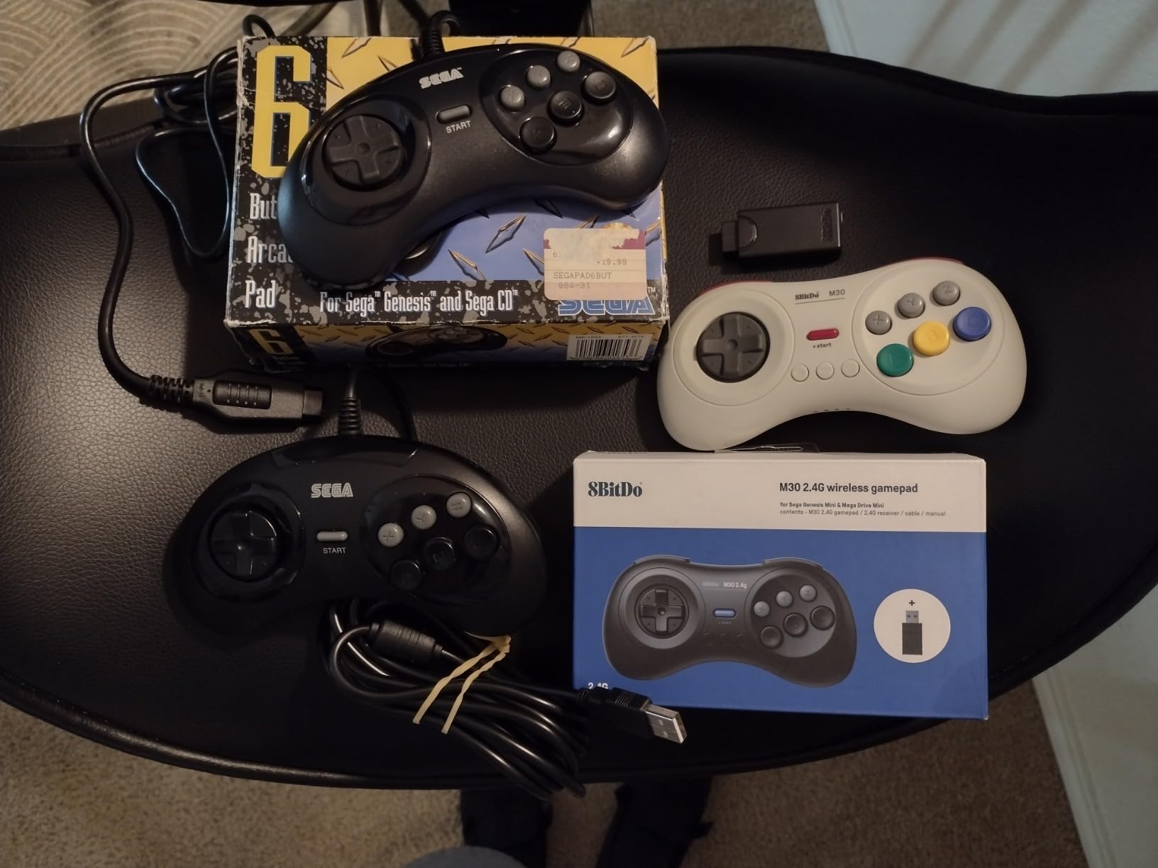8Bitdo M30 Bluetooth Controller for Switch, Windows and Android, 6-Button Layout for SEGA's Classic Games (Black) customer photo 2