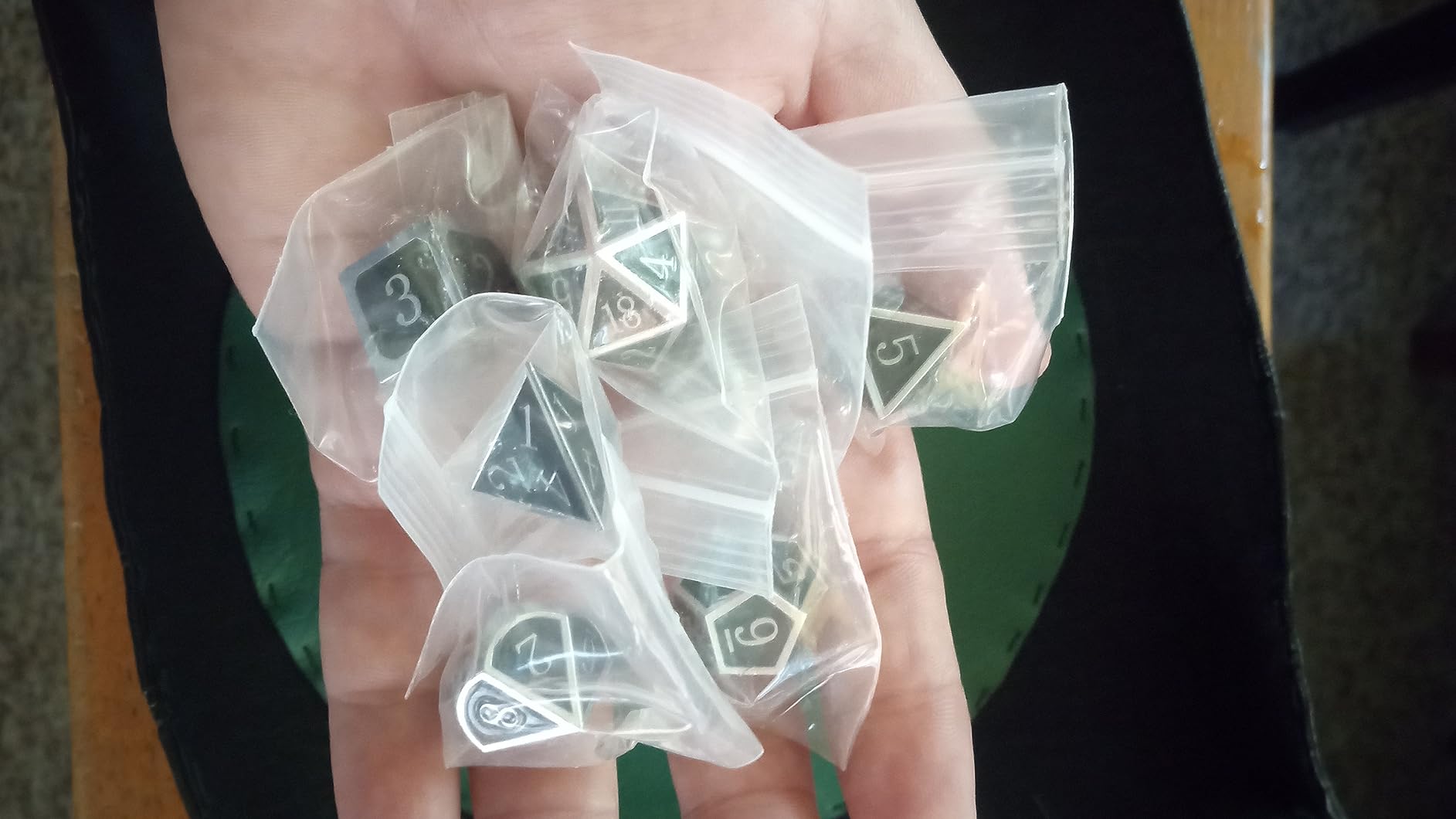Haxtec Metal DND Dice Set, 7 Pcs Black Polyhedral Dice for Table Games | Gold Number D&D with Leather Bag, Compatible with Dungeons and Dragons, Enamel Heavy Metallic, RPG Gifts for DND Lovers customer photo 2