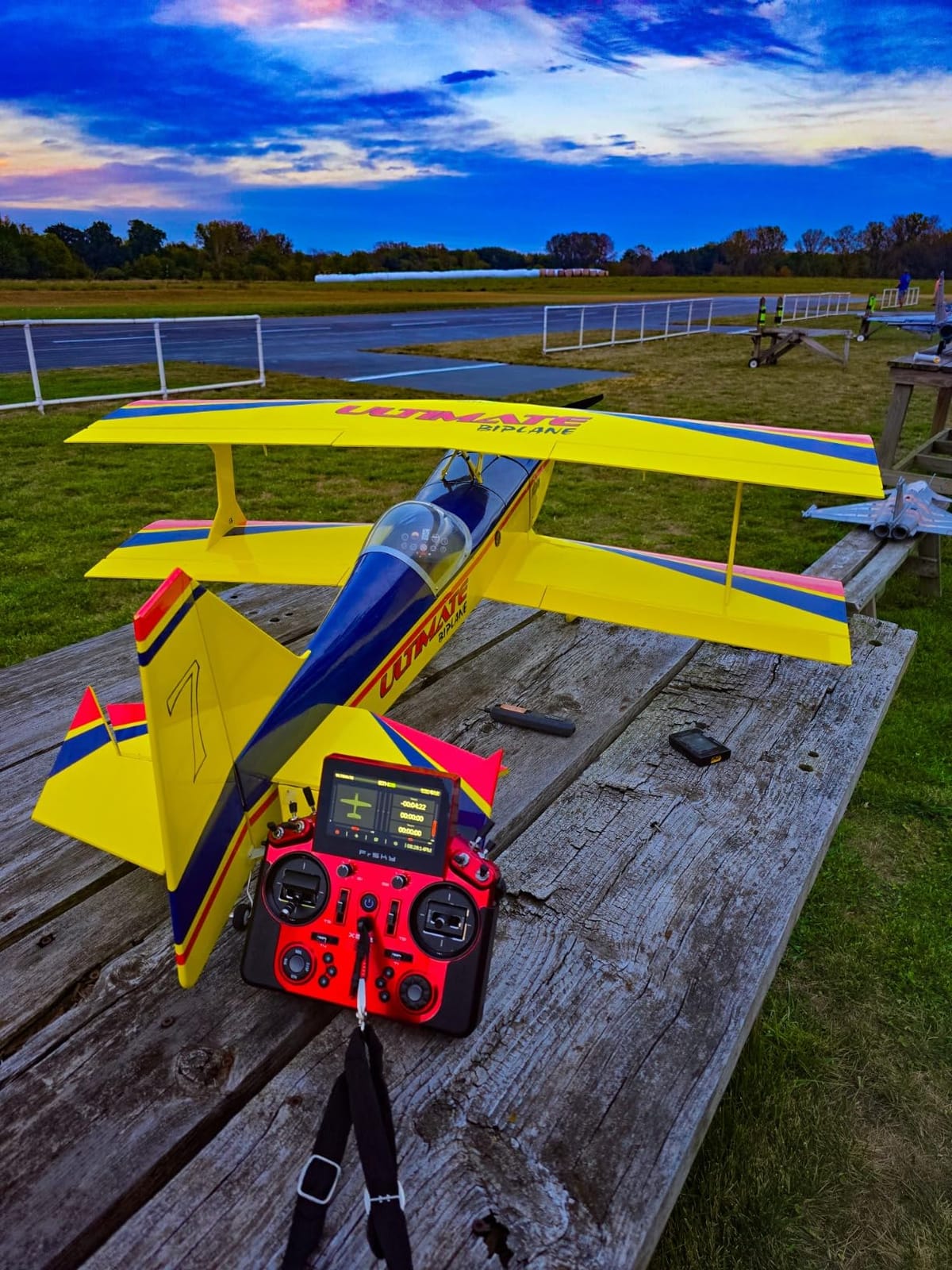 Jadeshay RC Flight Controller, F50A 3 Axle Gyro A3 V2 Flight Controller Stabilizer System with Four Flight Modes for RC Fixed Wing Airplane Enthusiasts customer photo 2