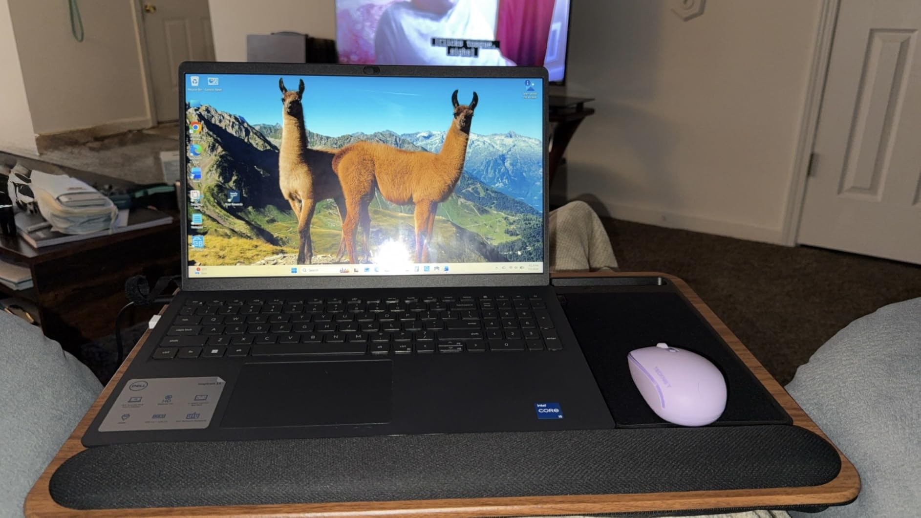 LAPGEAR Home Office Pro Lap Desk - Black Carbon, Fits 15.6