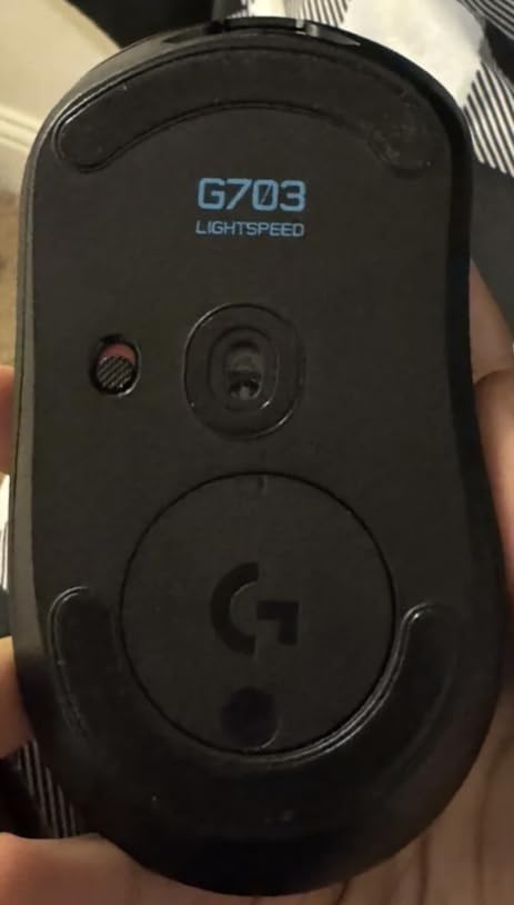 Logitech G703 Lightspeed Wireless Gaming Mouse - Black customer photo 1