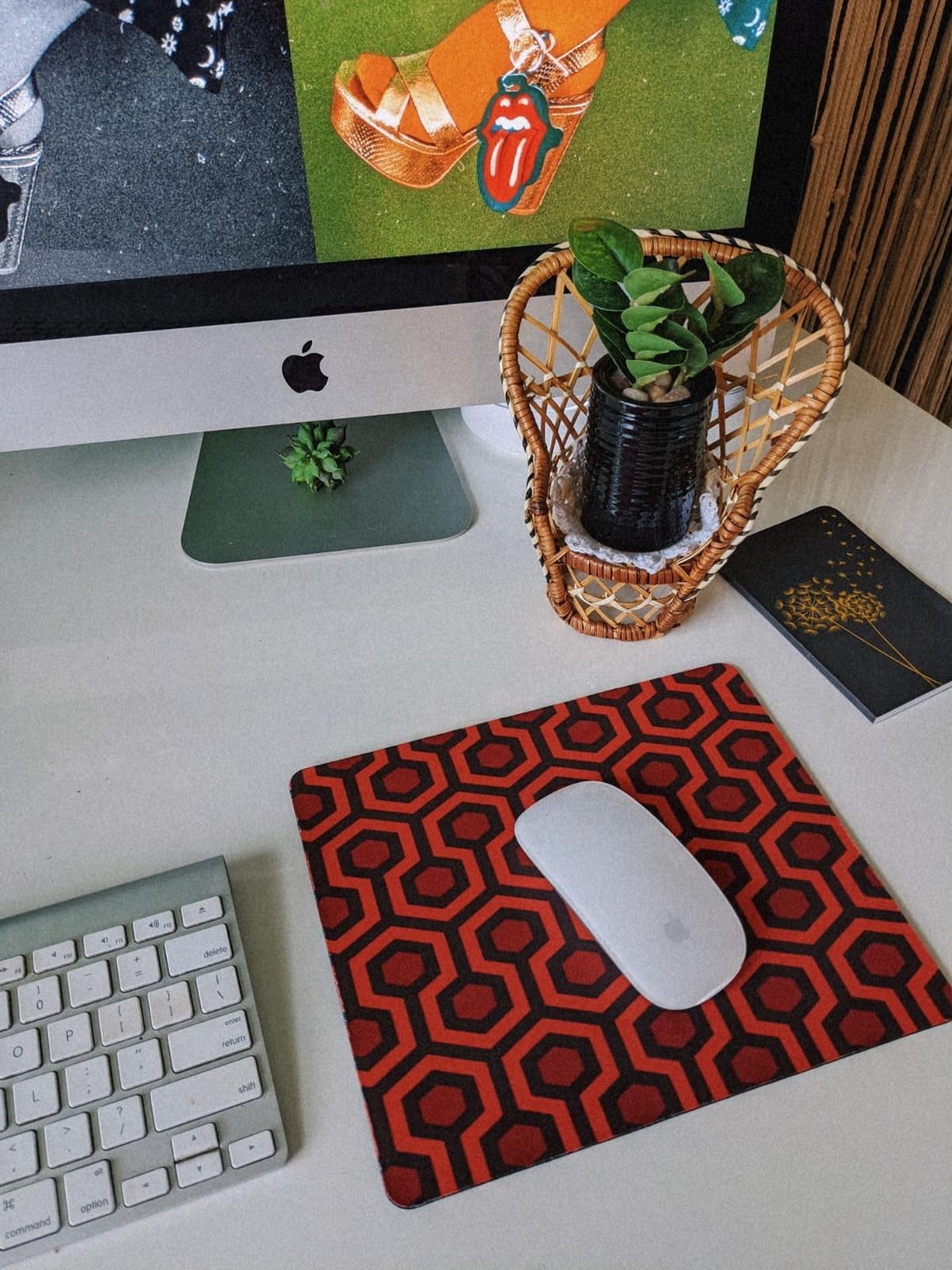 Mugod Retro Audio Cassette Mouse Pad Music Record Player 80s Plastic Tape Mouse Mat Non-Slip Rubber Base Mousepad for Computer Laptop PC Gaming 9.5x7.9 Inch customer photo 2