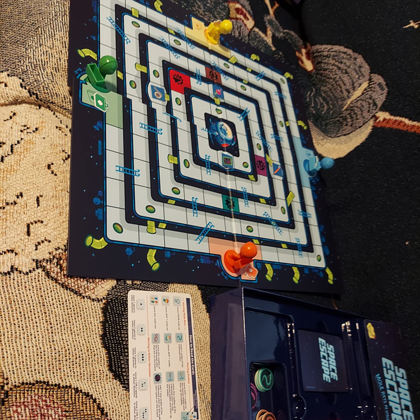 Peaceable Kingdom Space Escape - Cooperative Strategy Space Adventure Game by the Inventor of Pandemic - Use Teamwork to Win! - Great for Families with Kids Ages 7 & up customer photo 1