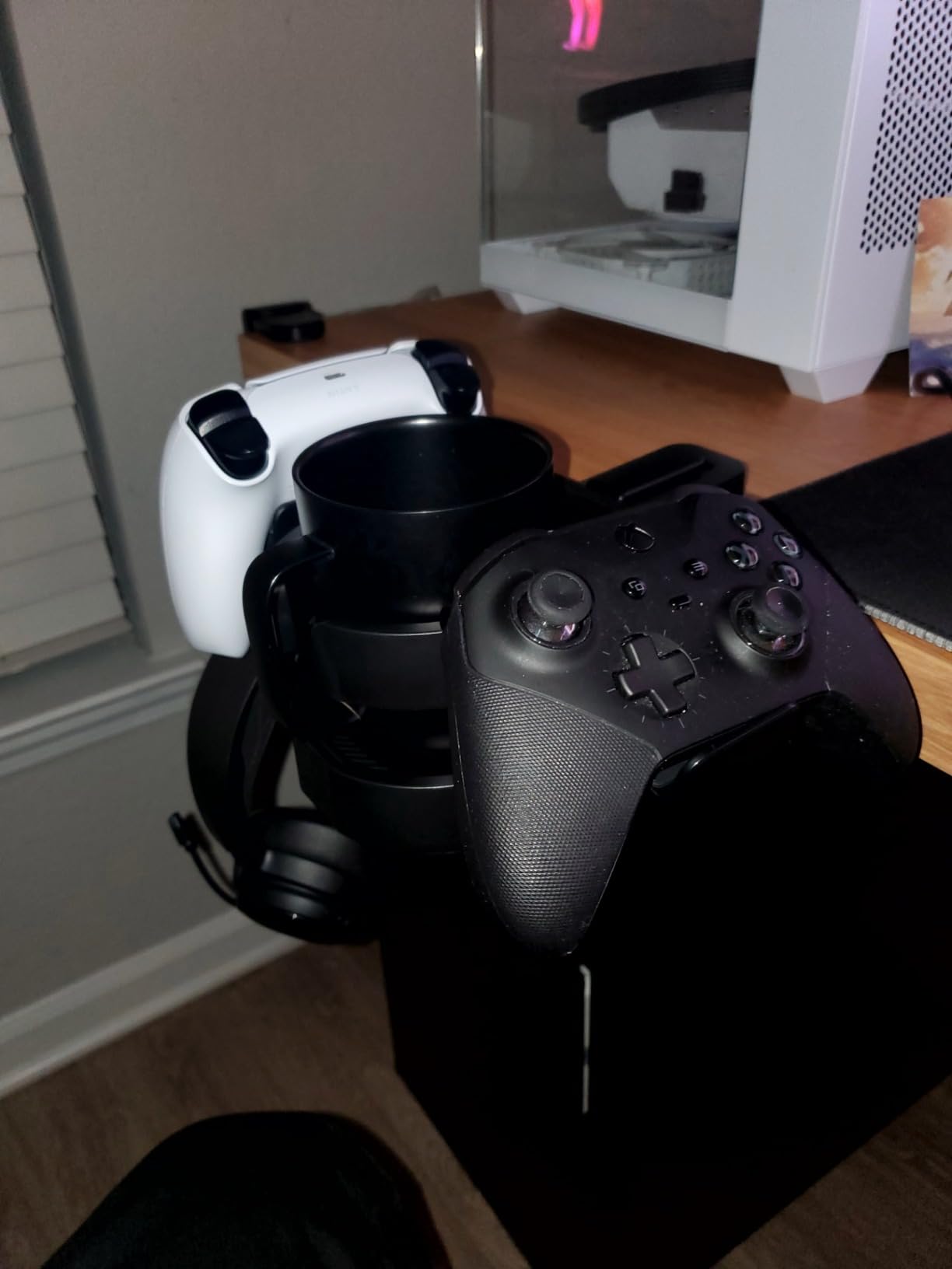 7-in-1 Desk Cup Holder - EURPMASK Organizer with Headphone, Controller Holder, Snack Bucket, and Phone Holder, Clamp-On Desk Accessory with Sturdy Large Storage, Easy to Install, Black customer photo 1