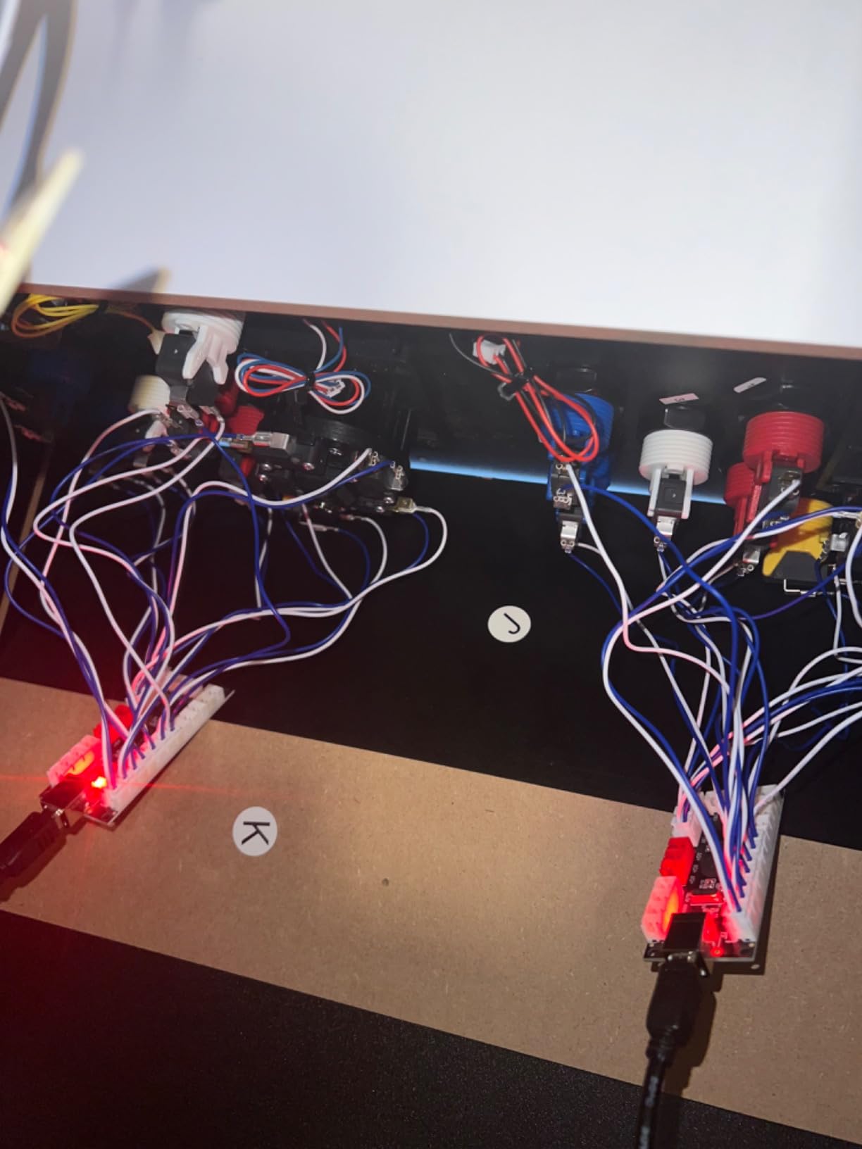 Guwarry 2-Player Zero Delay USB Encoder PC to HAPP Joysticks/HAPP Arcade Buttons for PC, MAME, Raspberry Pi, Arcade1Up - Three 5V Power Output for led Joysticks/LED Daisy Chain/LED Arcade Buttons customer photo 2