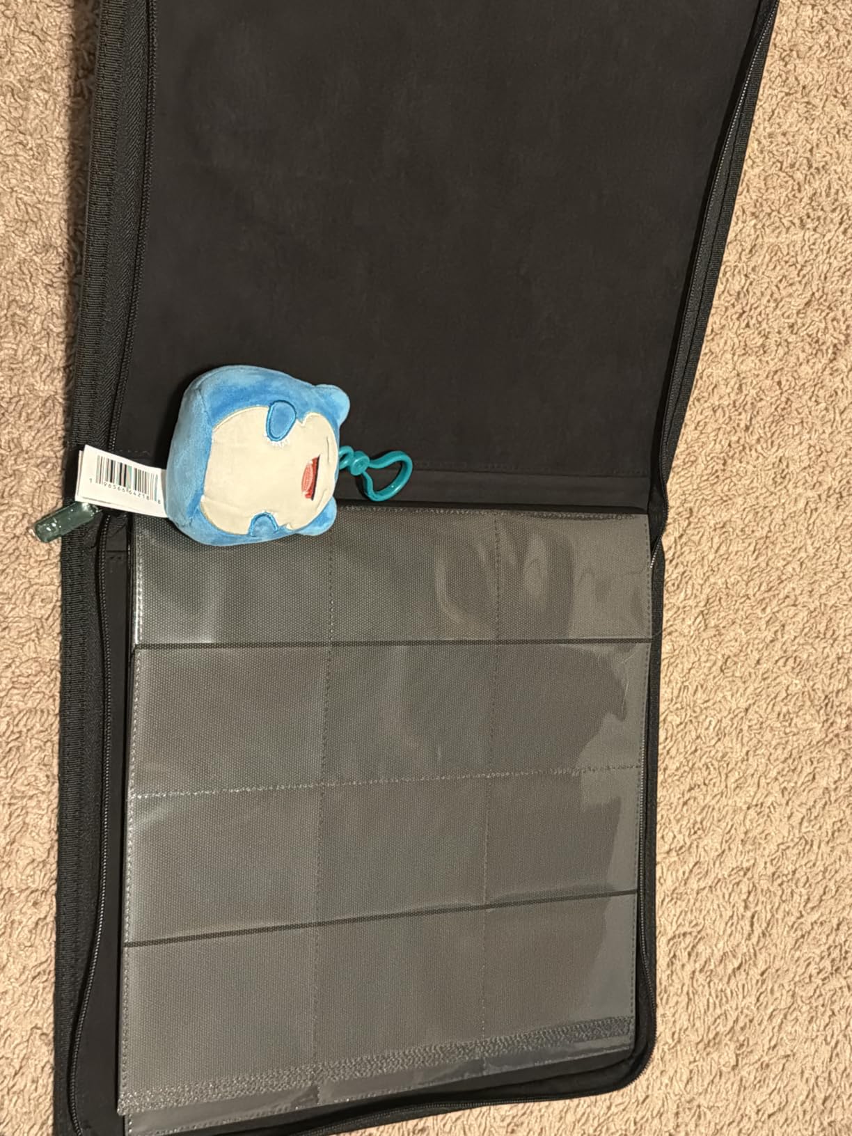 Vault X 12 Pocket Zip Trading Card Binder 480 Cards Exo-Tec (Black) | Holds 480 standard-size TCG cards in 20 side-loading 12-pocket pages. Padded, water-resistant Exo-Tec cover. customer photo 1