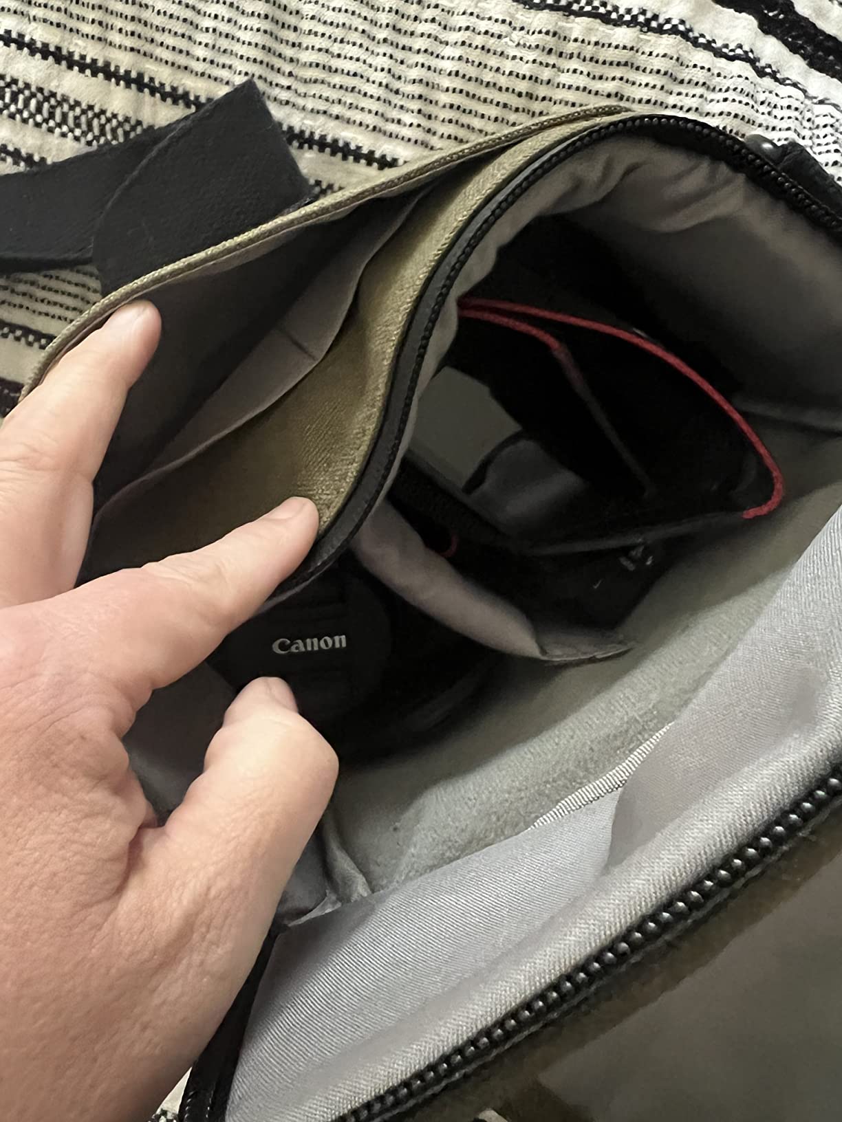 Besnfoto Camera Bag Small Crossbody Camera Shoulder Purse Compact Case | Retro Vintage Canvas Waterproof Sling Shockproof Photography Pouch Insert with Shoulder Strap for DSLR Mirrorless Women Men customer photo 1