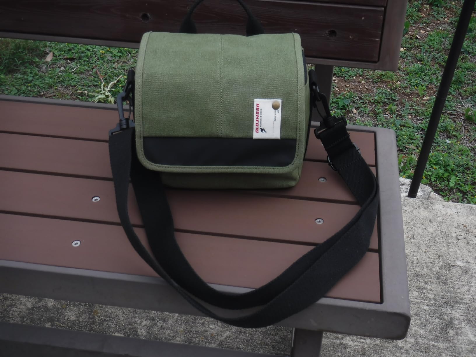 Besnfoto Camera Bag Small Crossbody Camera Shoulder Purse Compact Case | Retro Vintage Canvas Waterproof Sling Shockproof Photography Pouch Insert with Shoulder Strap for DSLR Mirrorless Women Men customer photo 2