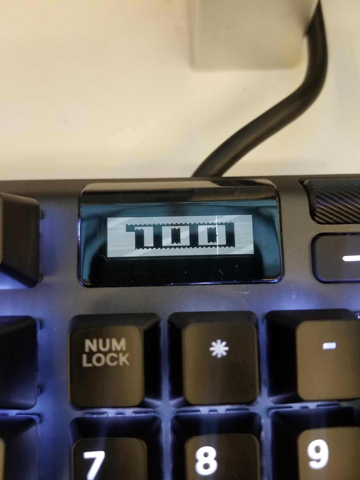 SteelSeries Apex 7 Mechanical Gaming Keyboard - OLED Smart Display - USB Passthrough and Media Controls - Linear, Quiet - RGB Backlit (Red Switch) customer photo 1